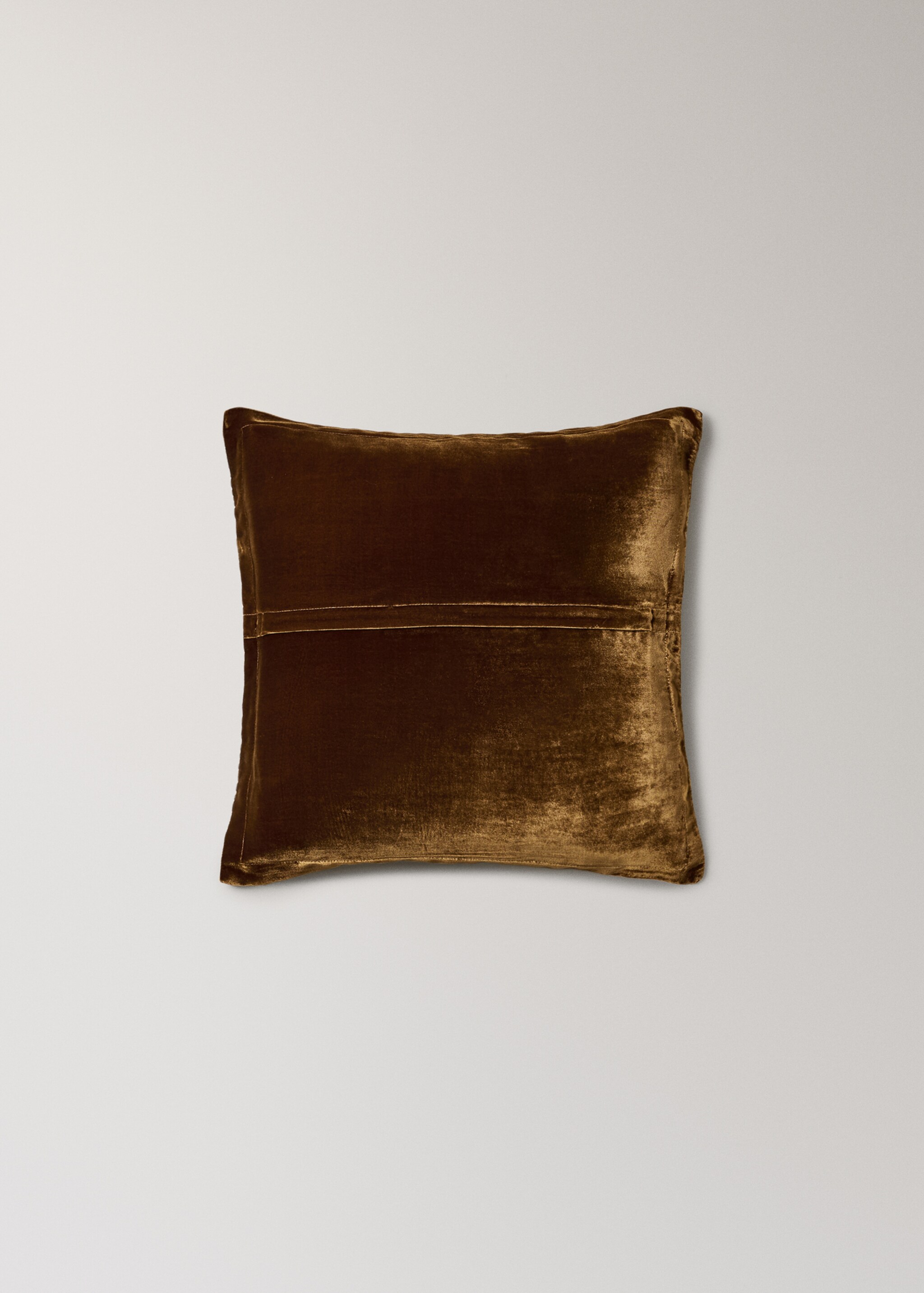 Velvet silk cushion cover 45x45 cm - Details of the article 1, Russet. Ref: 17003334-00.