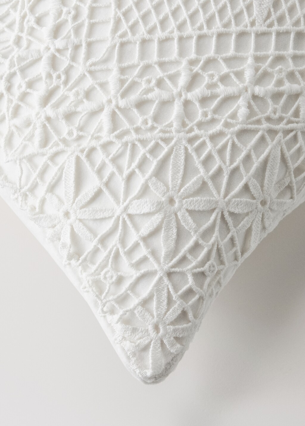 Embroidered cotton cushion cover 11.8x19.6in