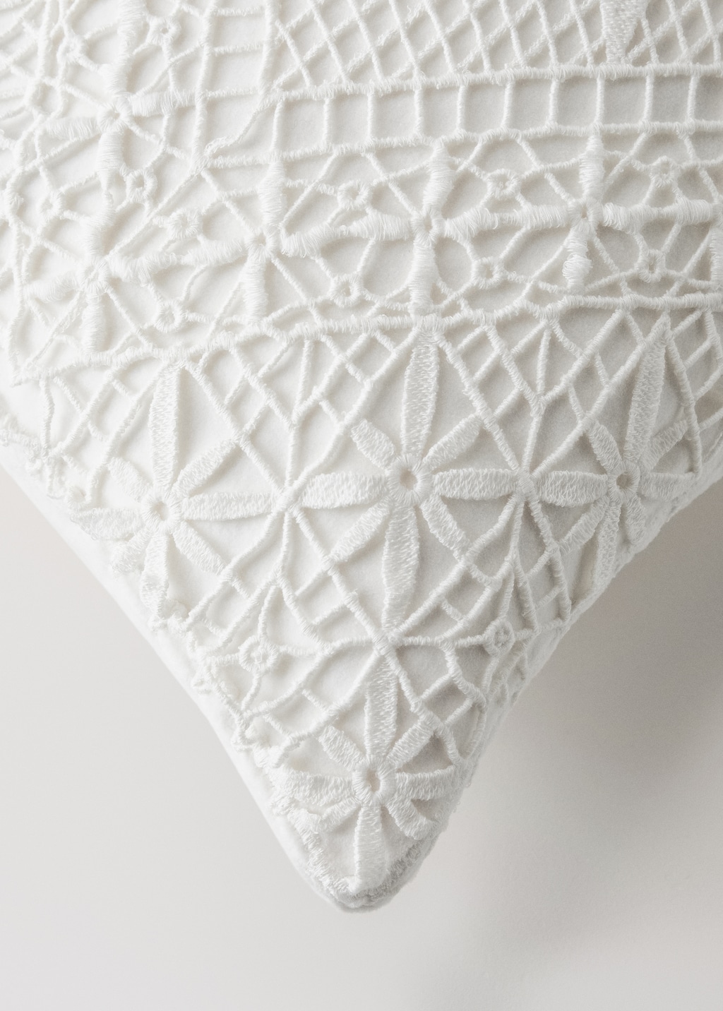 Embroidered cotton cushion cover 11.8x19.6in