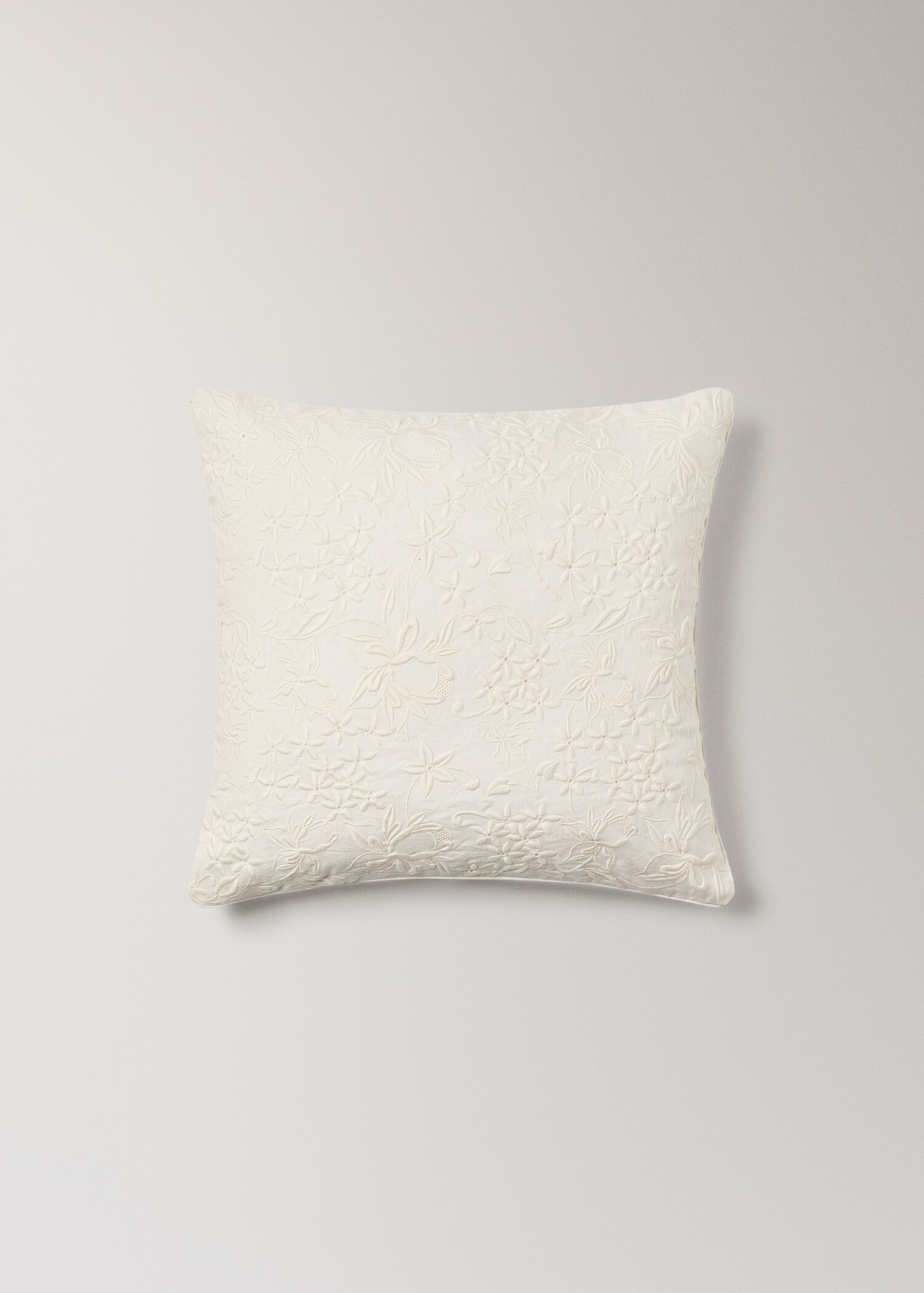 Cotton linen embroidered cushion cover 50x50 cm - Article without model