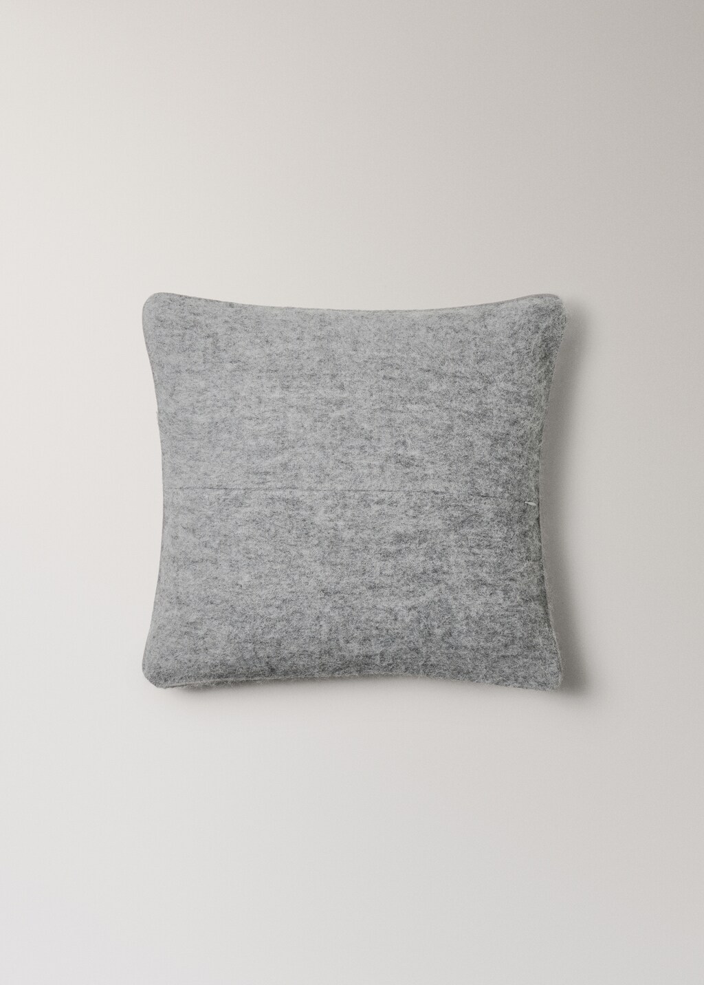 Carded-effect cushion cover 50x50 cm