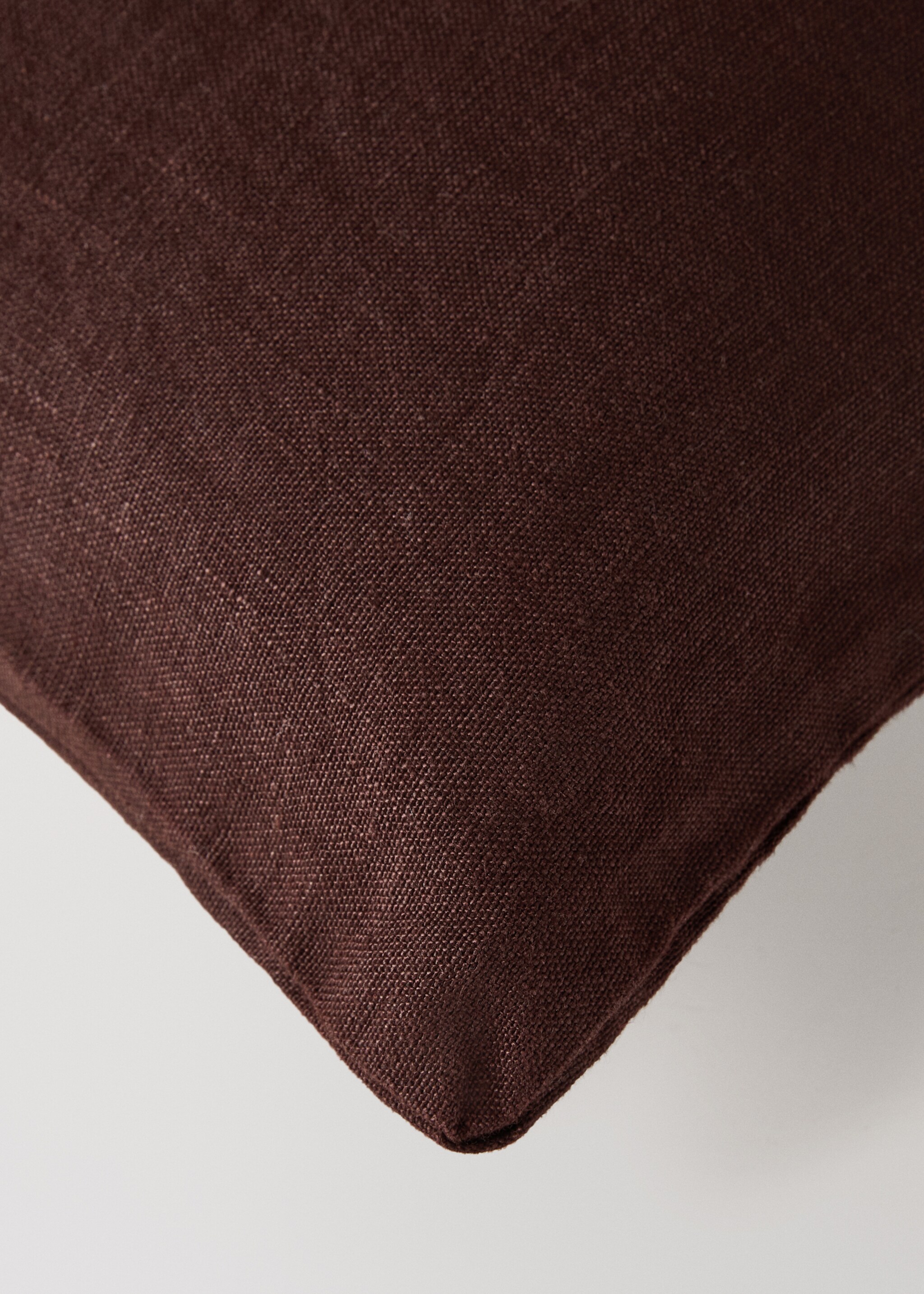 Funda cojín cremallera lino 40x60 cm - Detalle del artículo 1, Mora. Ref: 17003342-00.