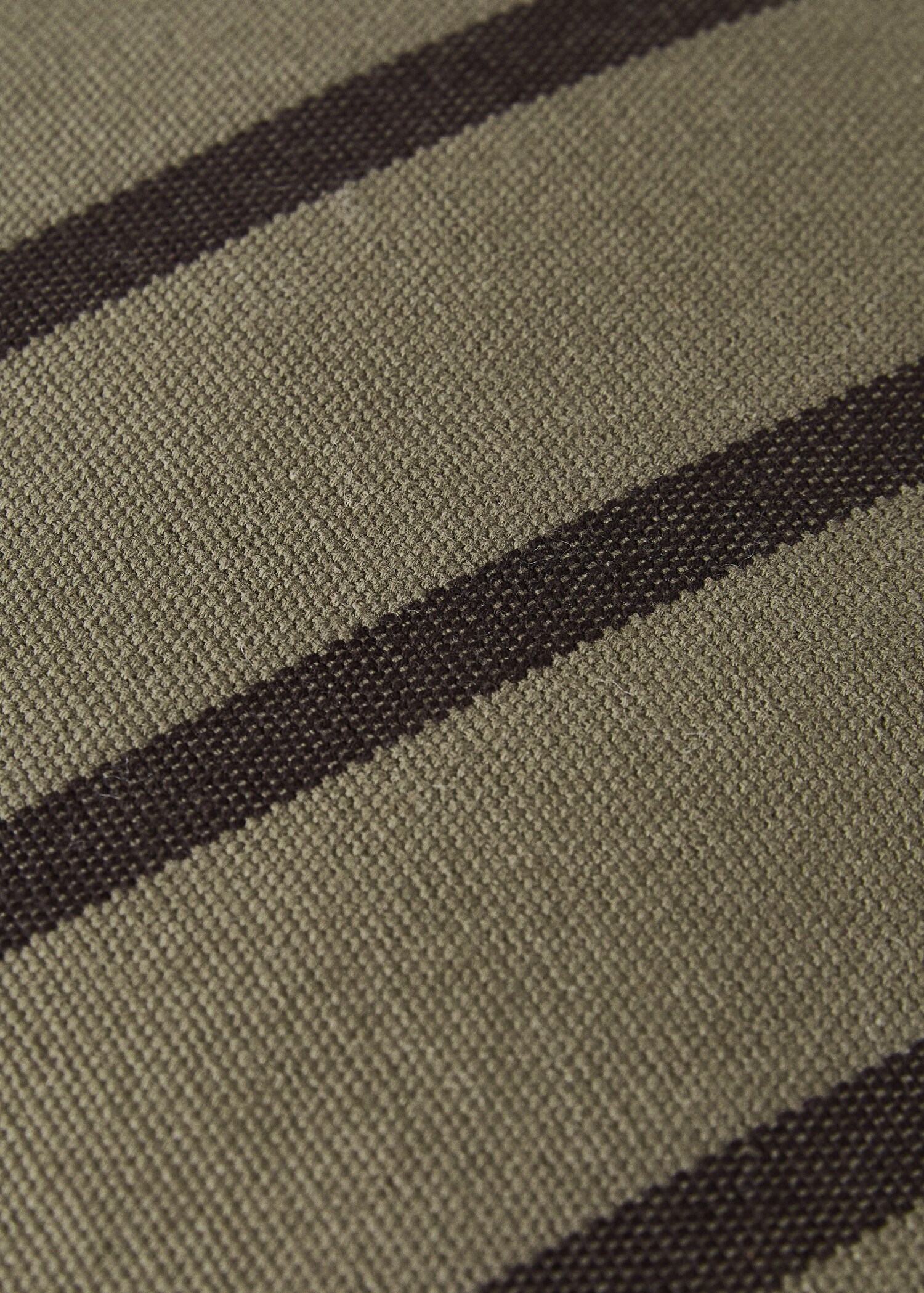 Kissenhülle aus Baumwolle mit zweifarbigen Streifen 40x40 cm - Detail des Artikels 3
