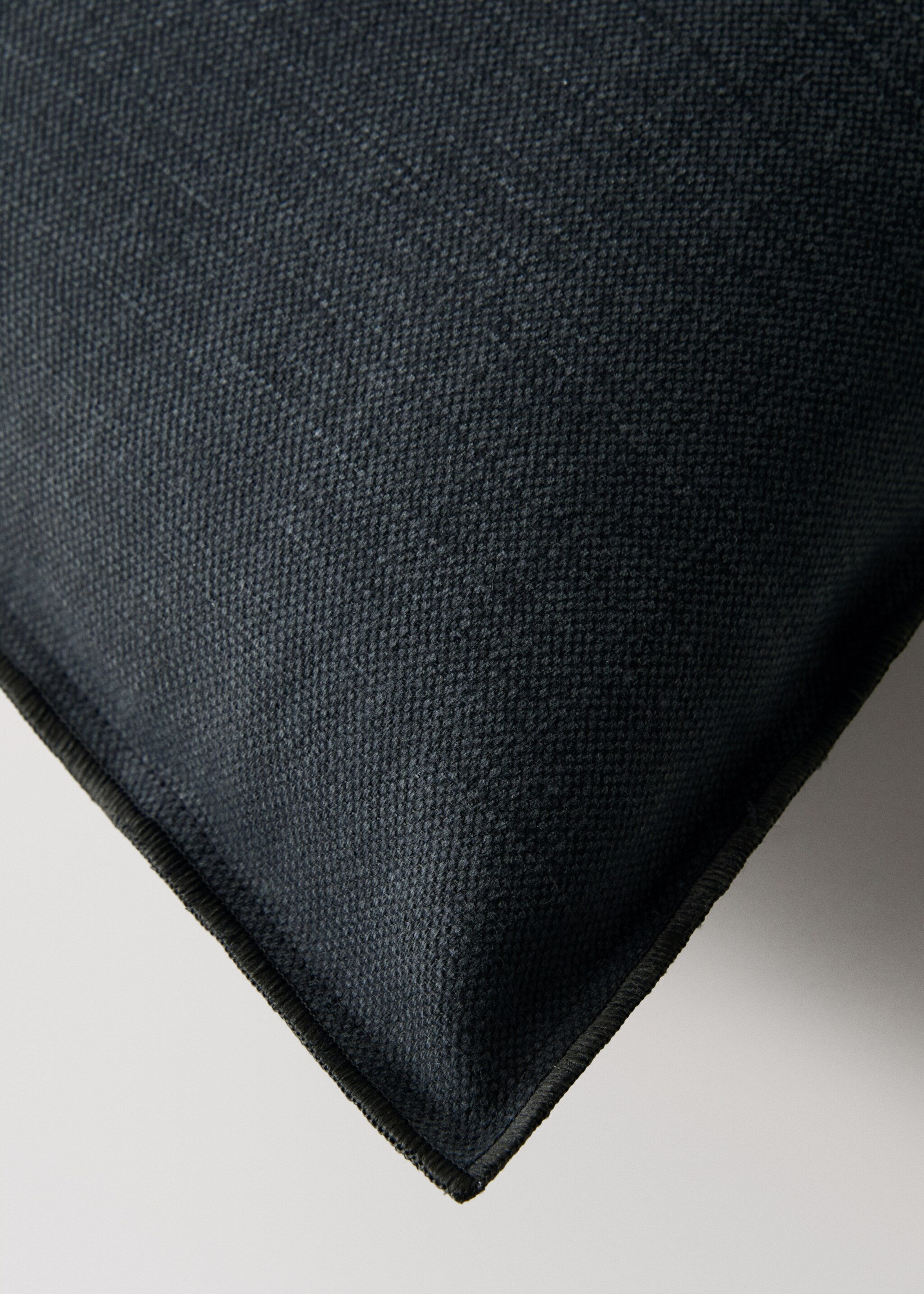 Kissenbezug aus Baumwoll-Leinen mit Overlock-Saum, 40 x 60 cm - Detail des Artikels 3
