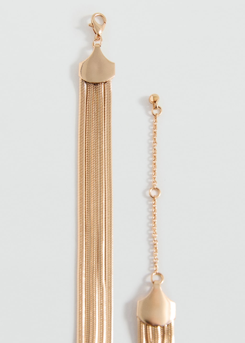 Multiple chain necklace