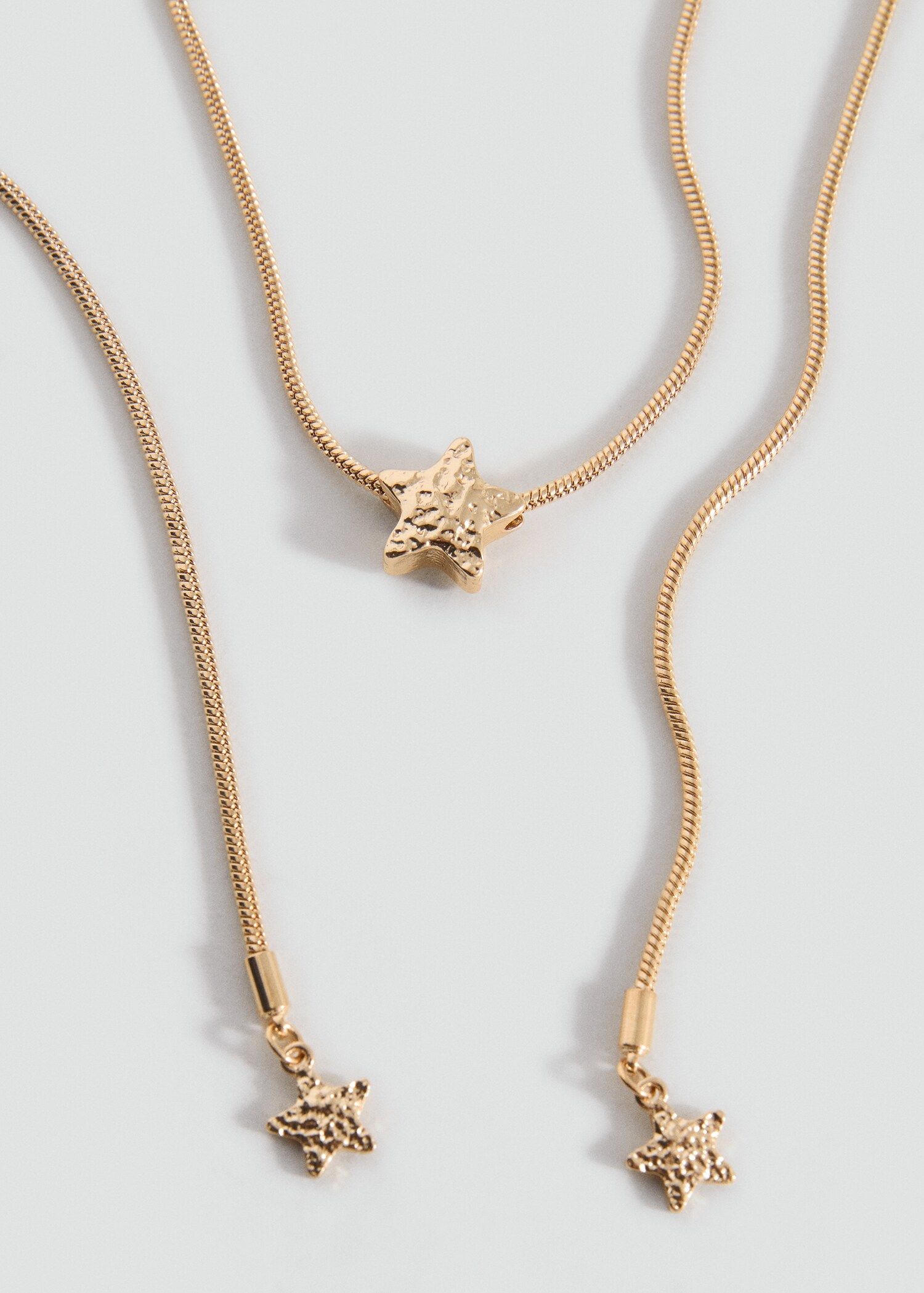 Collar estrellas - Plano medio