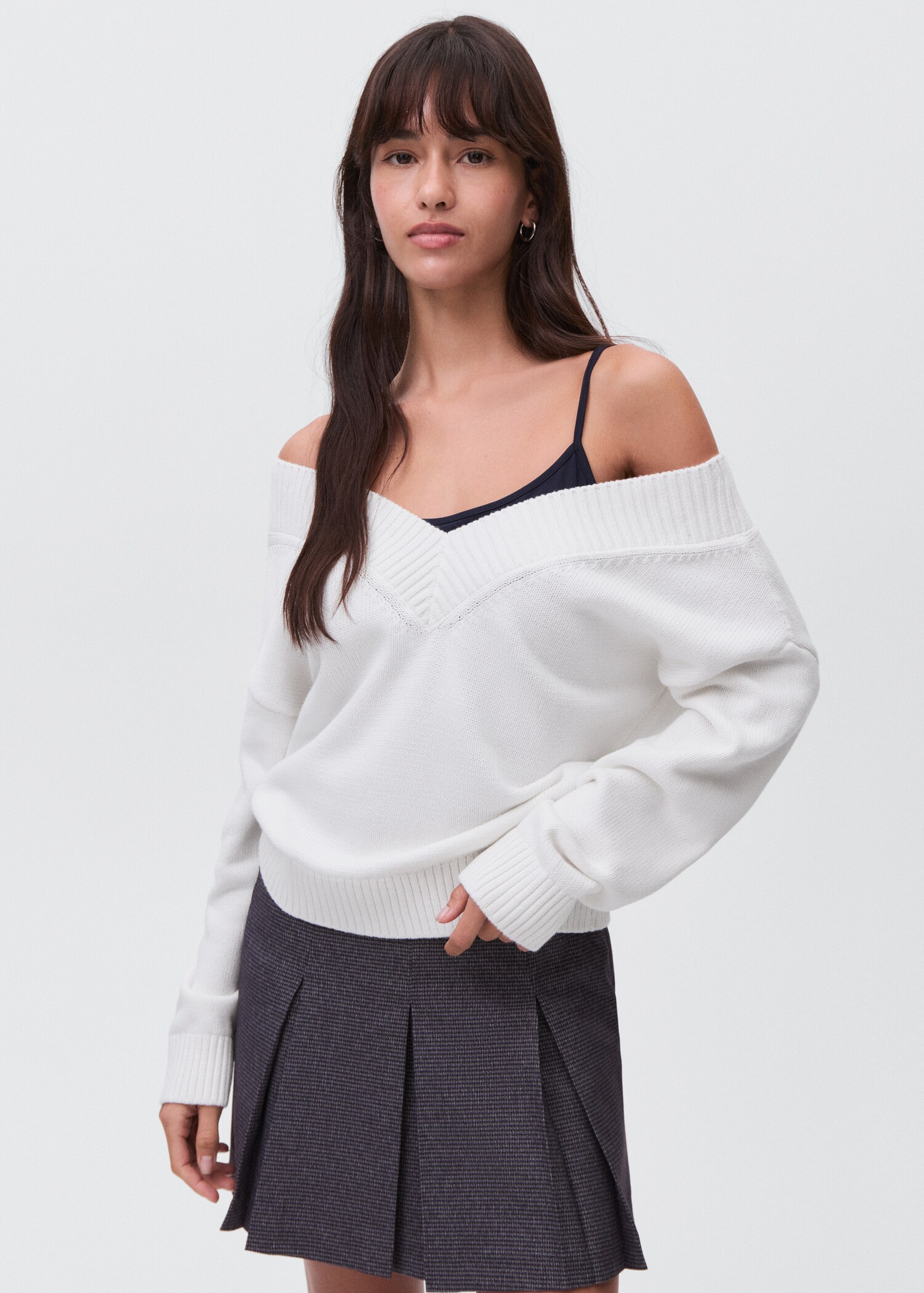 Knitted sweater with straps - Medium plane