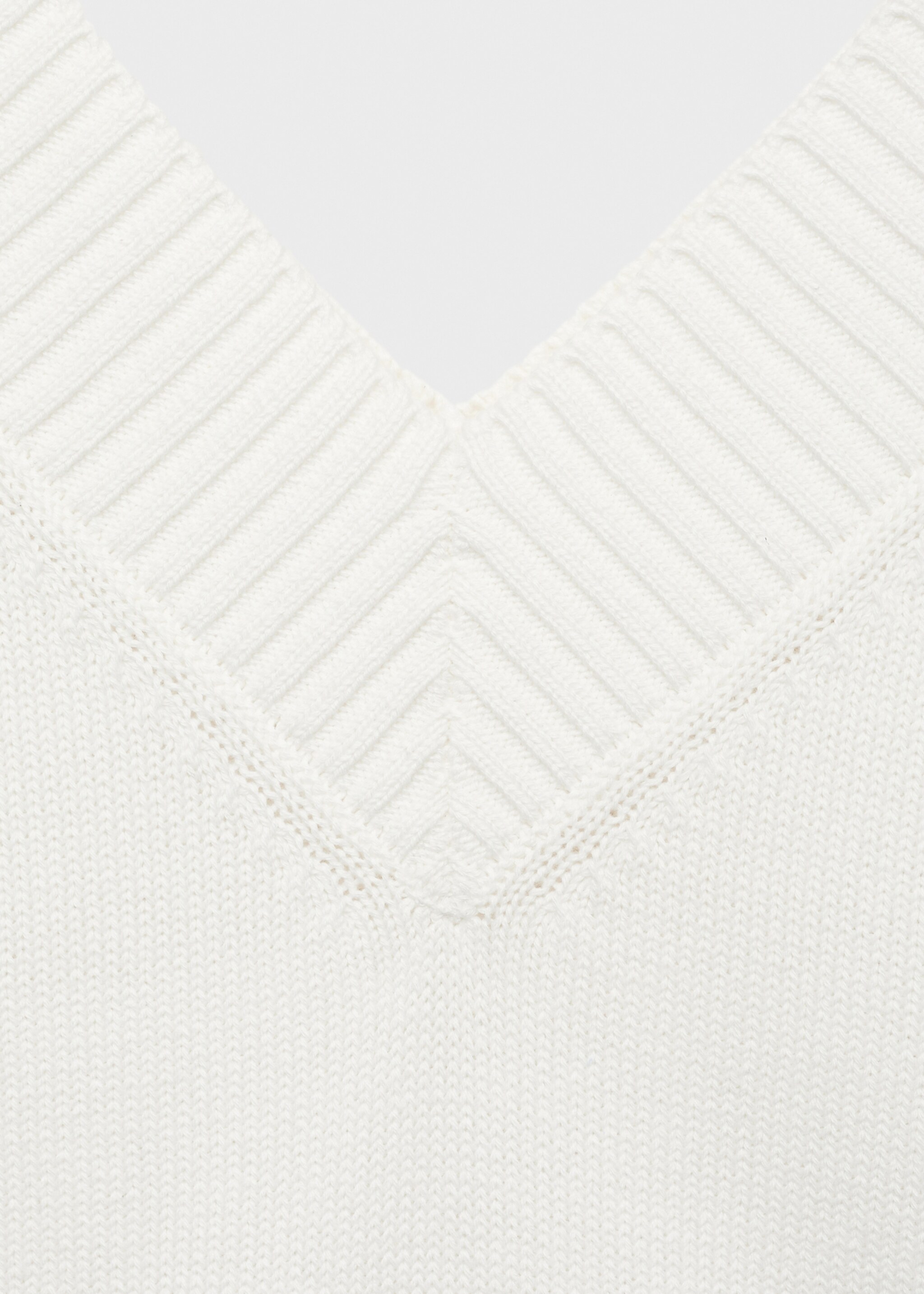 Knitted sweater with straps - Details of the article 8