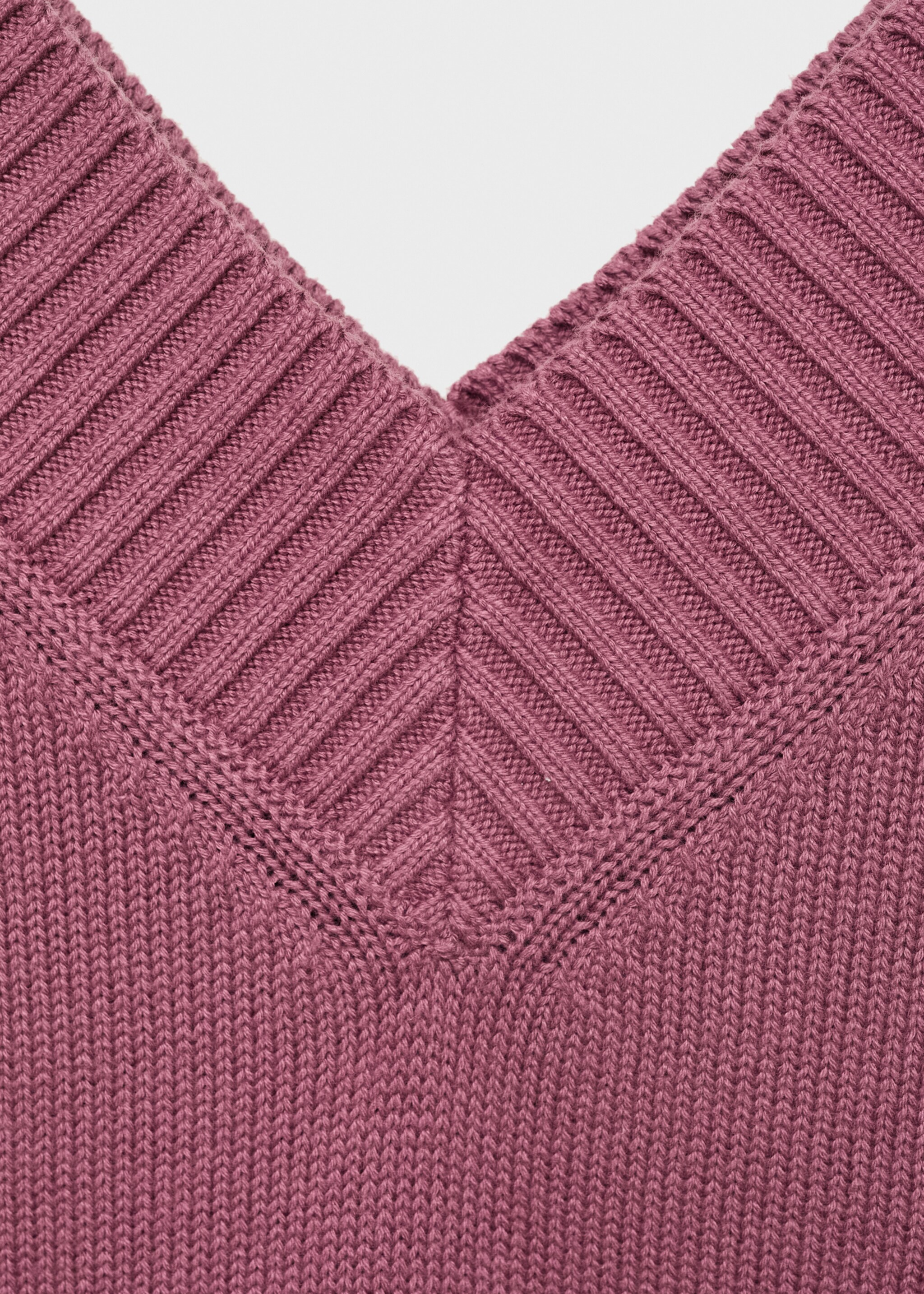 Knitted sweater with straps - Details of the article 8
