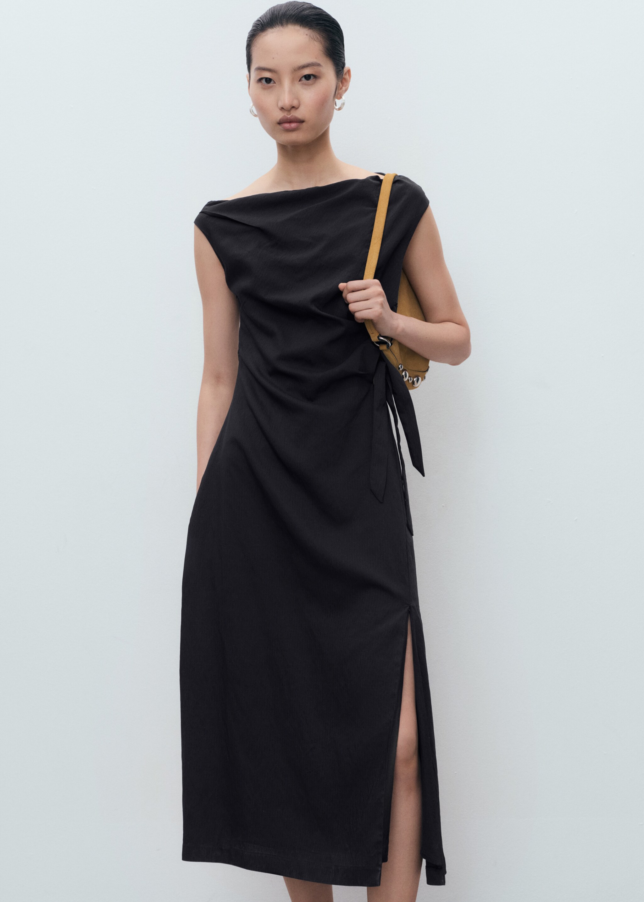 Asymmetrisches Knotenkleid - Mittlere Ansicht, Dunkles Marineblau. Ref: 17004095-00.