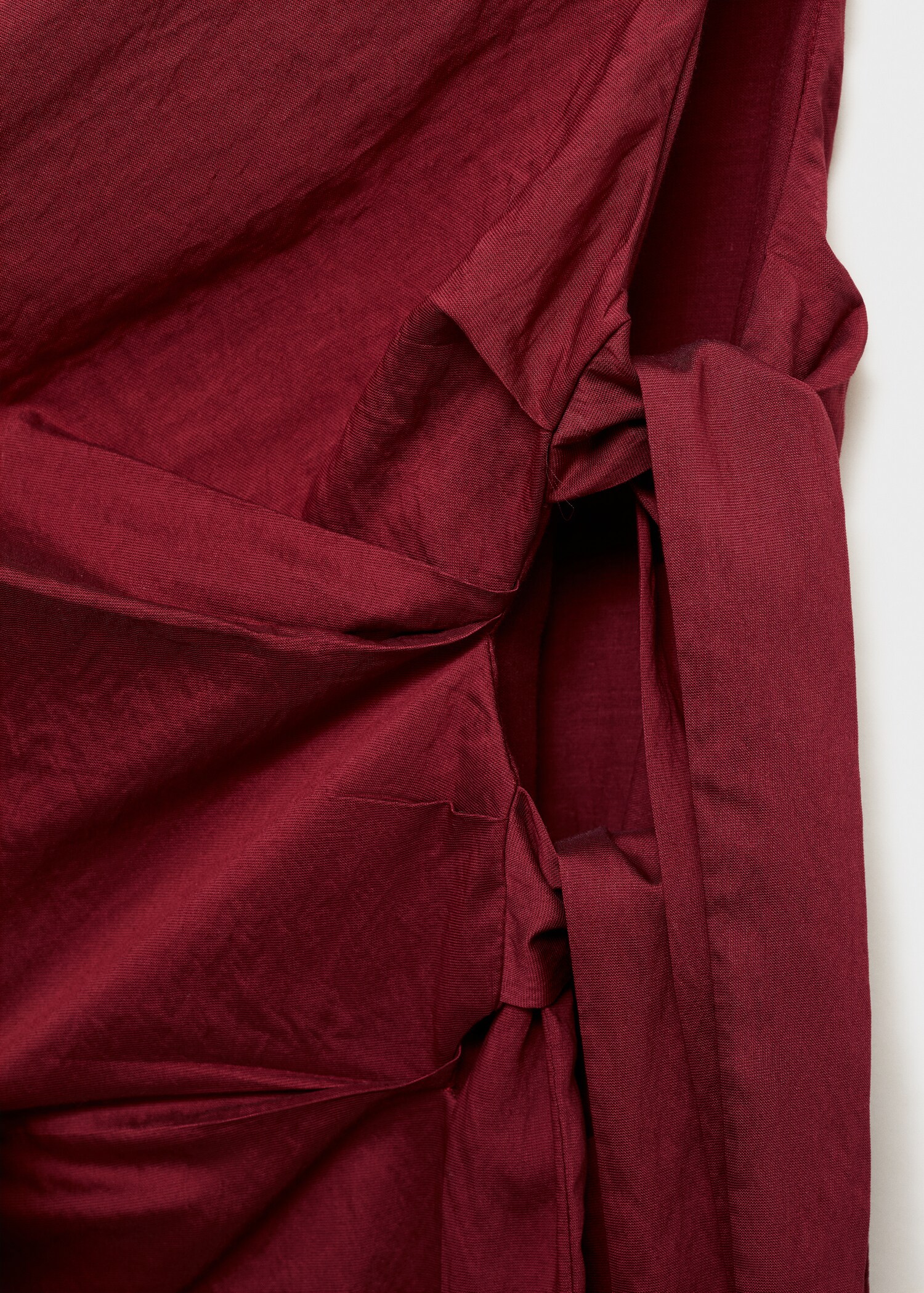 Asymmetrisches Knotenkleid - Detail des Artikels 8