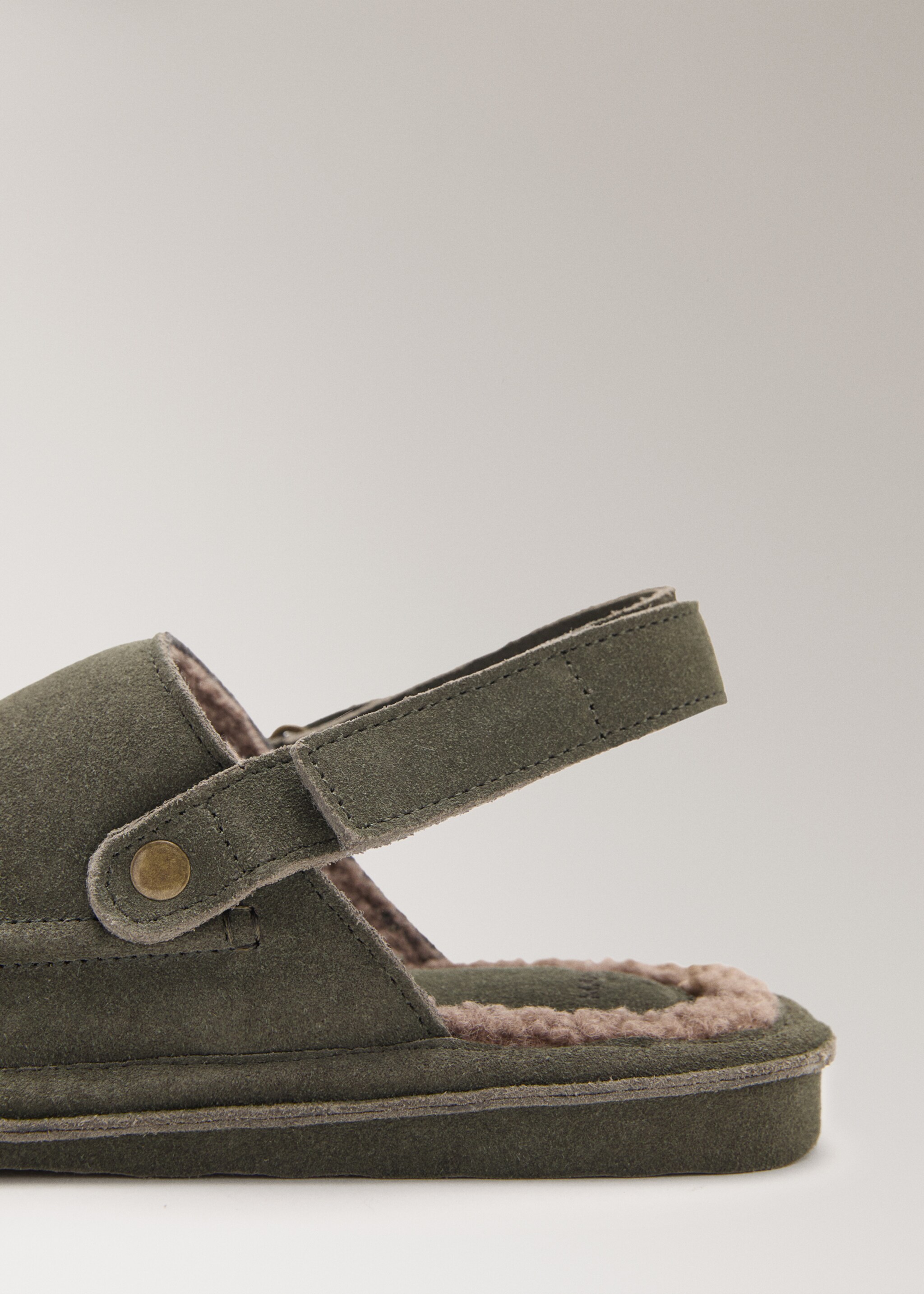 Chaussons ciag - Détail de l'article 1, Vert pastel. Ref: 17004110-00.