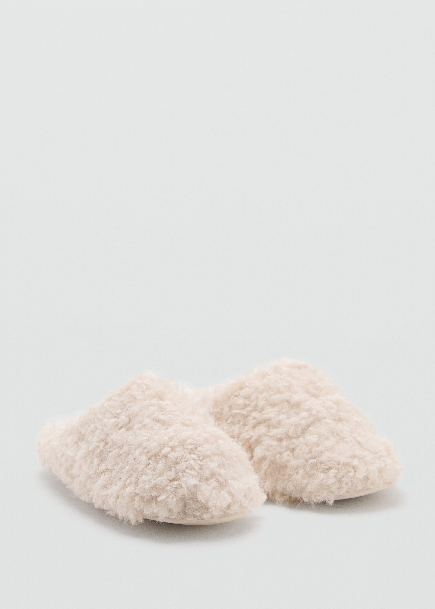 Schuh mit Lammfell-Effekt - Mittlere Ansicht