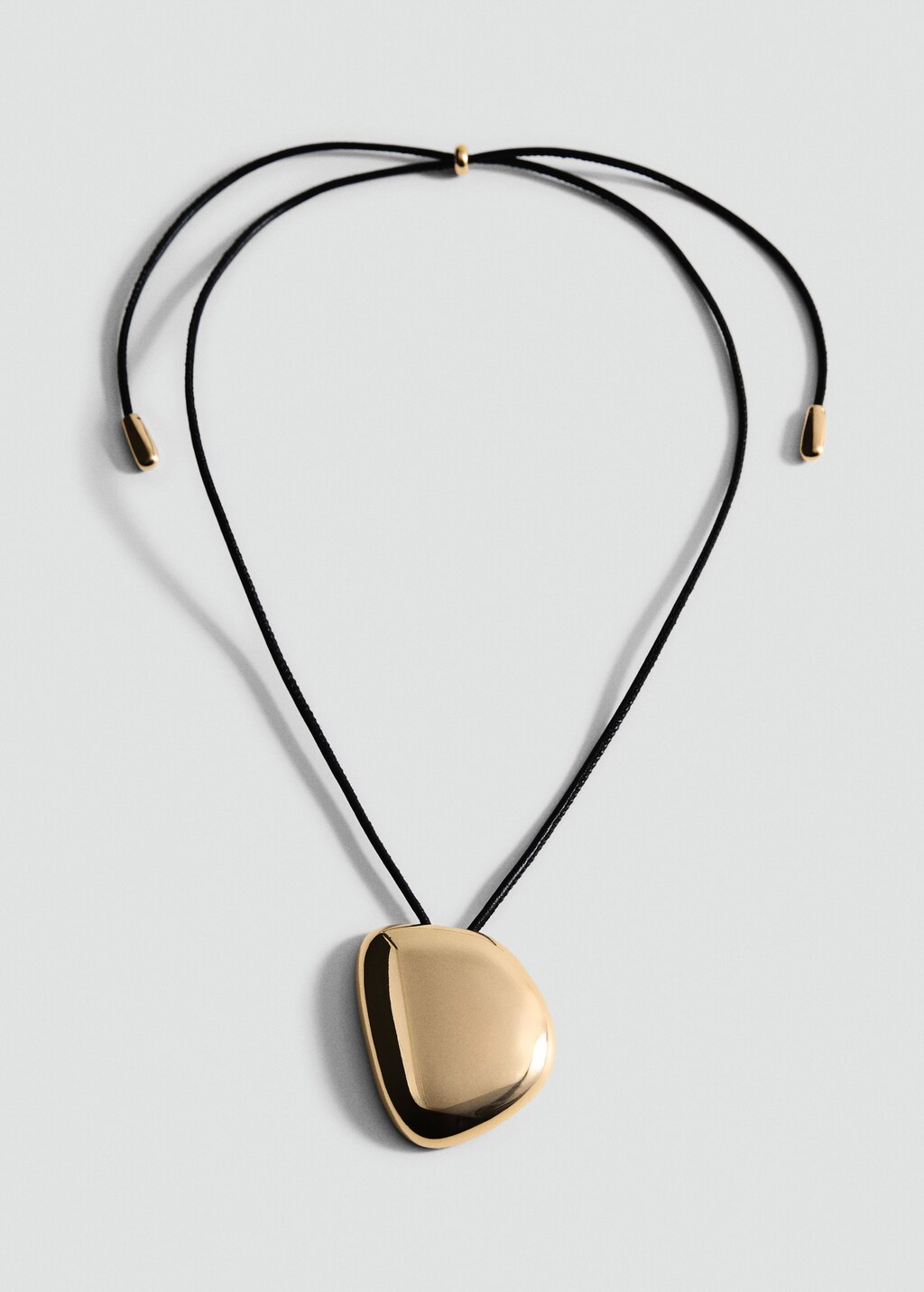 Pendant necklace with metal component - image 2