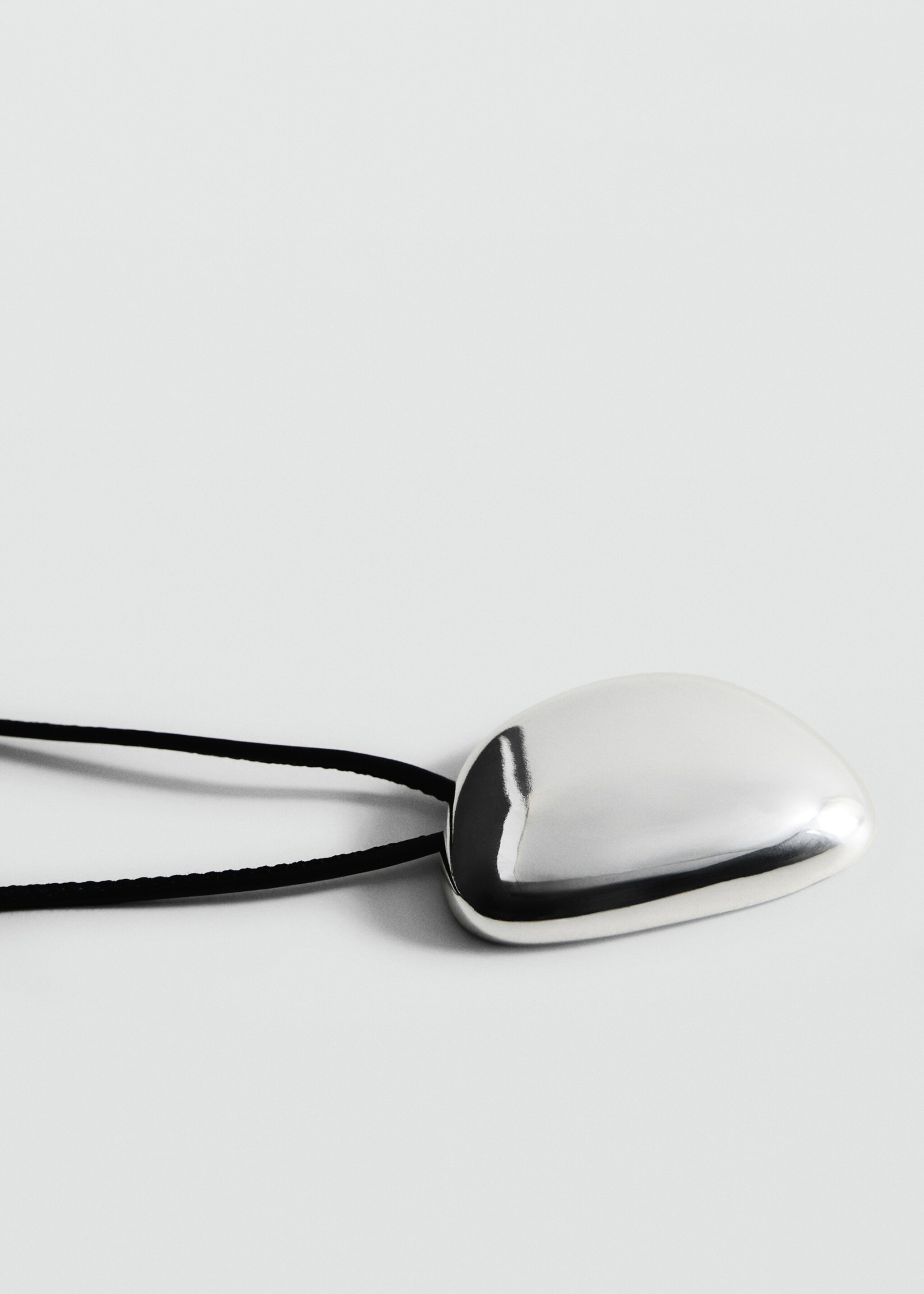 Metal pendant necklace - Medium plane, Silver. Ref: 17004132-00.