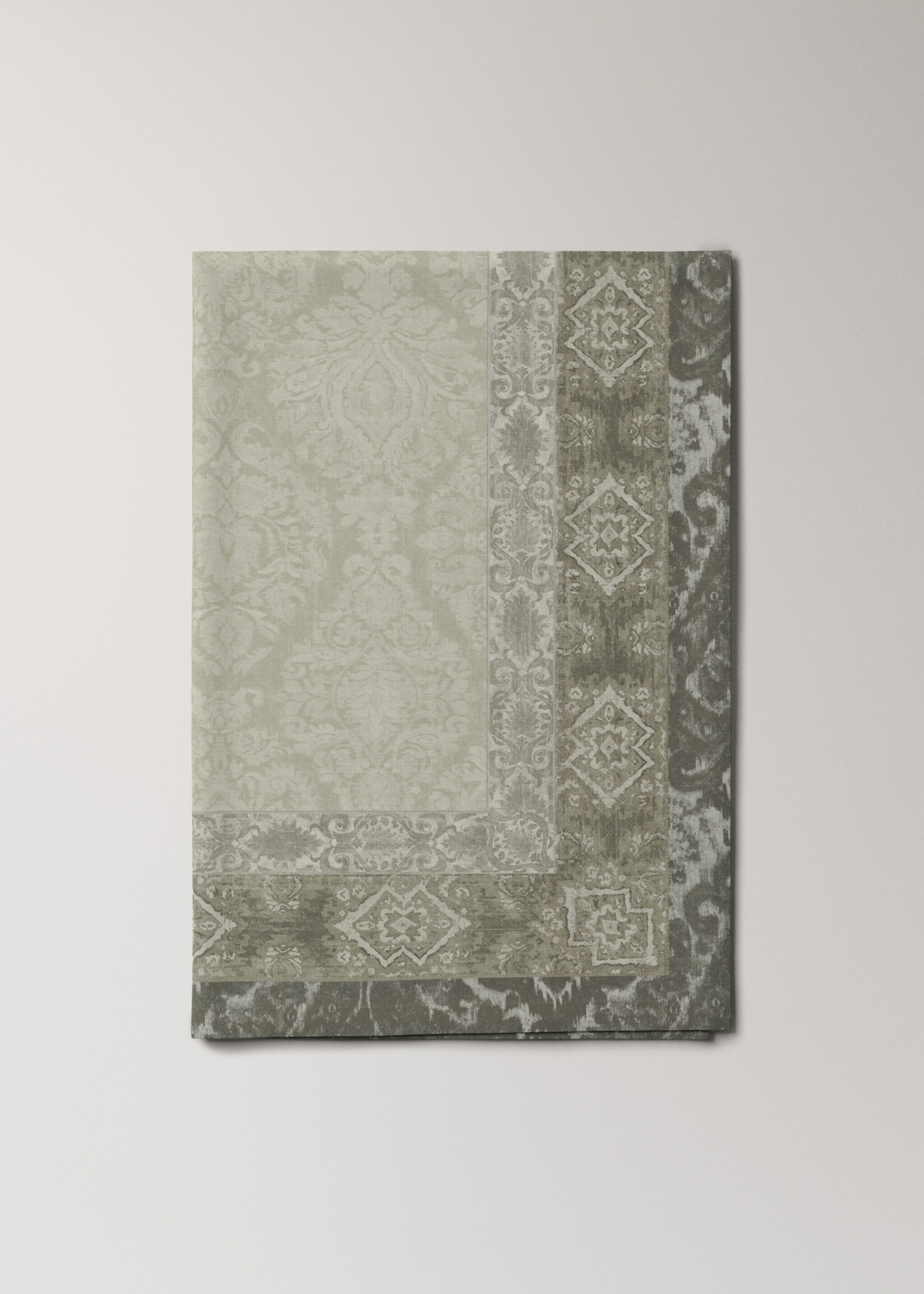 Damask-print cotton tablecloth for 8 to 10 diners - Article without model, Sand. Ref: 17004136-00.