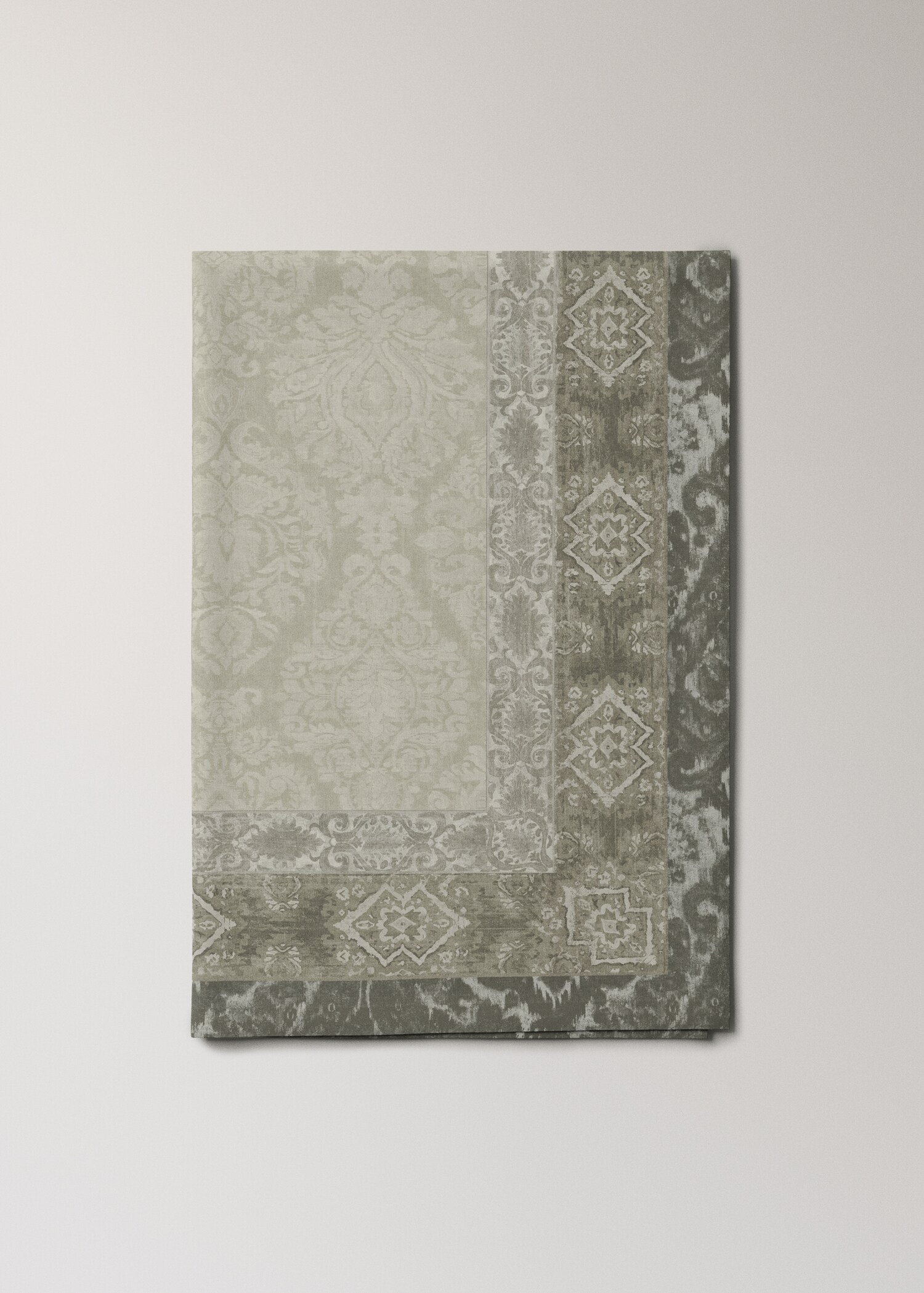 Damask-print cotton tablecloth for 8 to 10 diners - Article without model