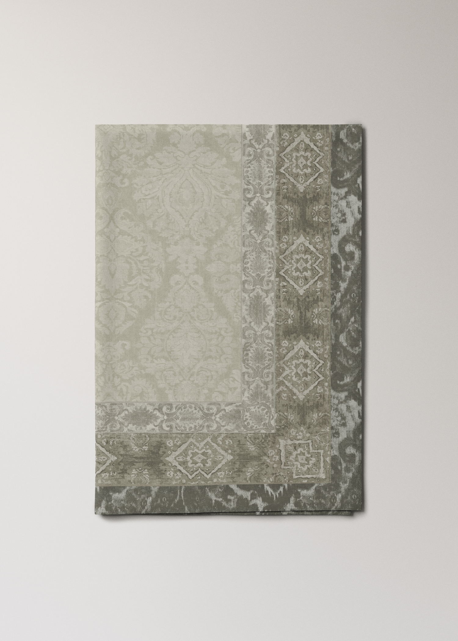 Damask print cotton tablecloth for 6 to 8 guests - Article without model
