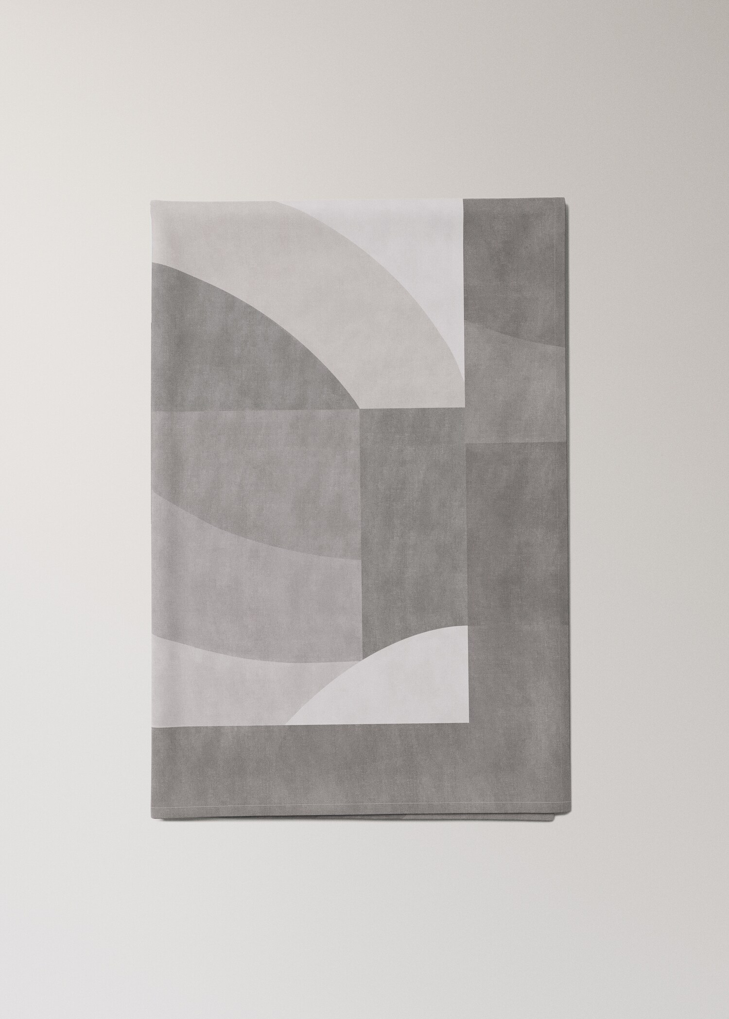 Cotton tablecloth with geometric print for 6 to 8 guests - Article without model