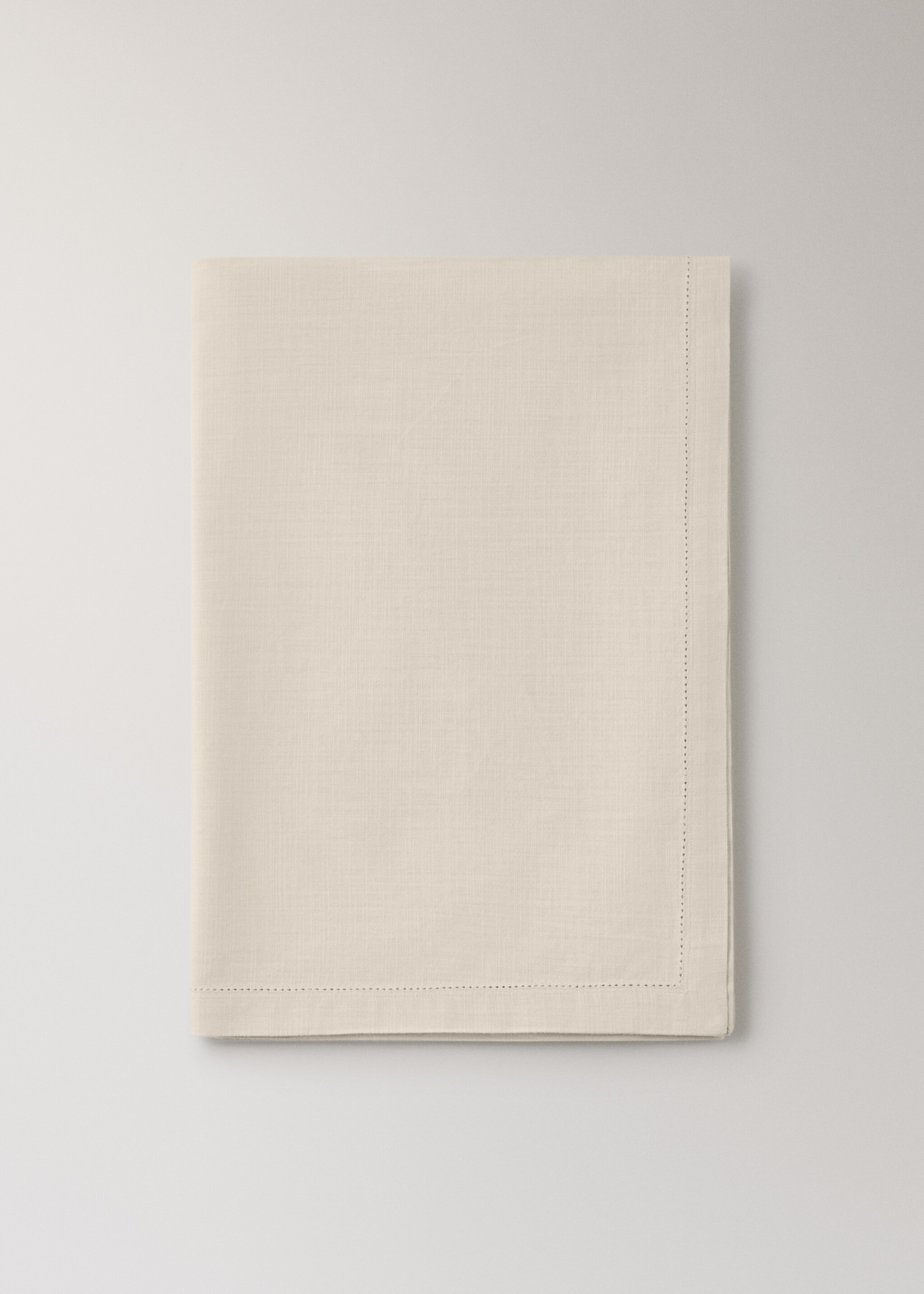 Cotton vanilla tablecloth for 6 to 8 diners - Details of the article 2, Vanilla. Ref: 17004148-00.