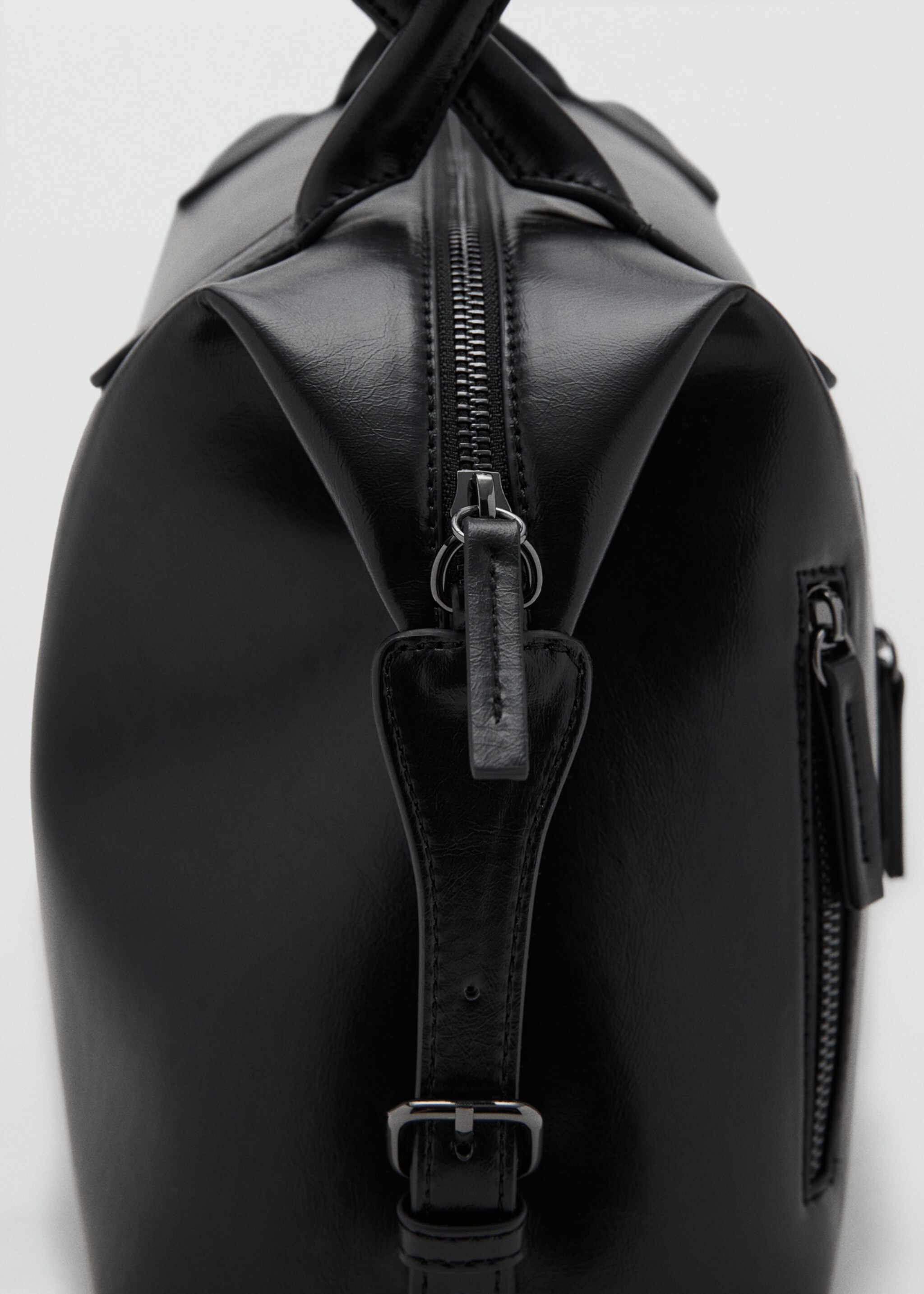 Double strap bag - Details of the article 1, Black. Ref: 17004440-00.