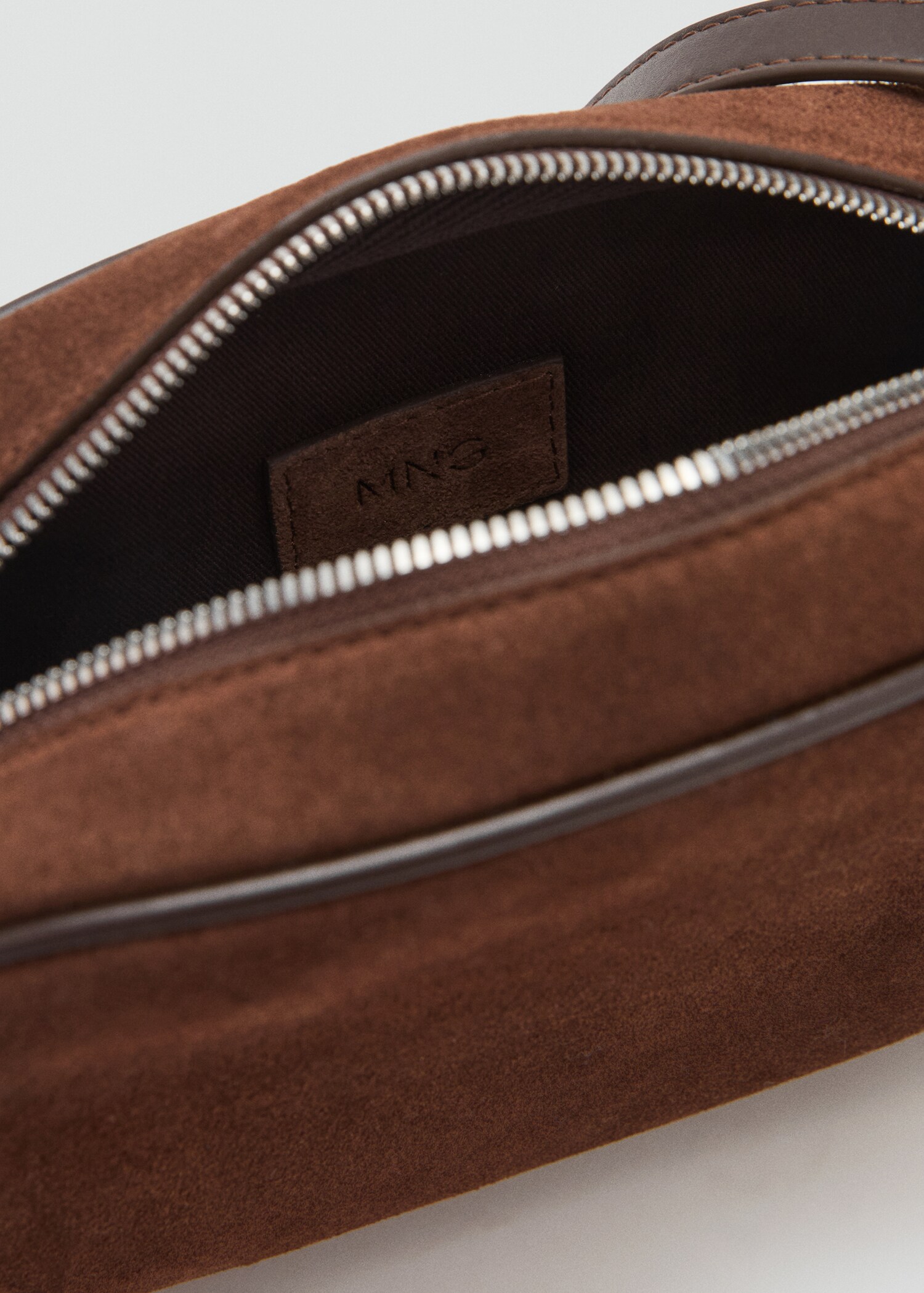 Suede leather crossbody bag - Details of the article 2