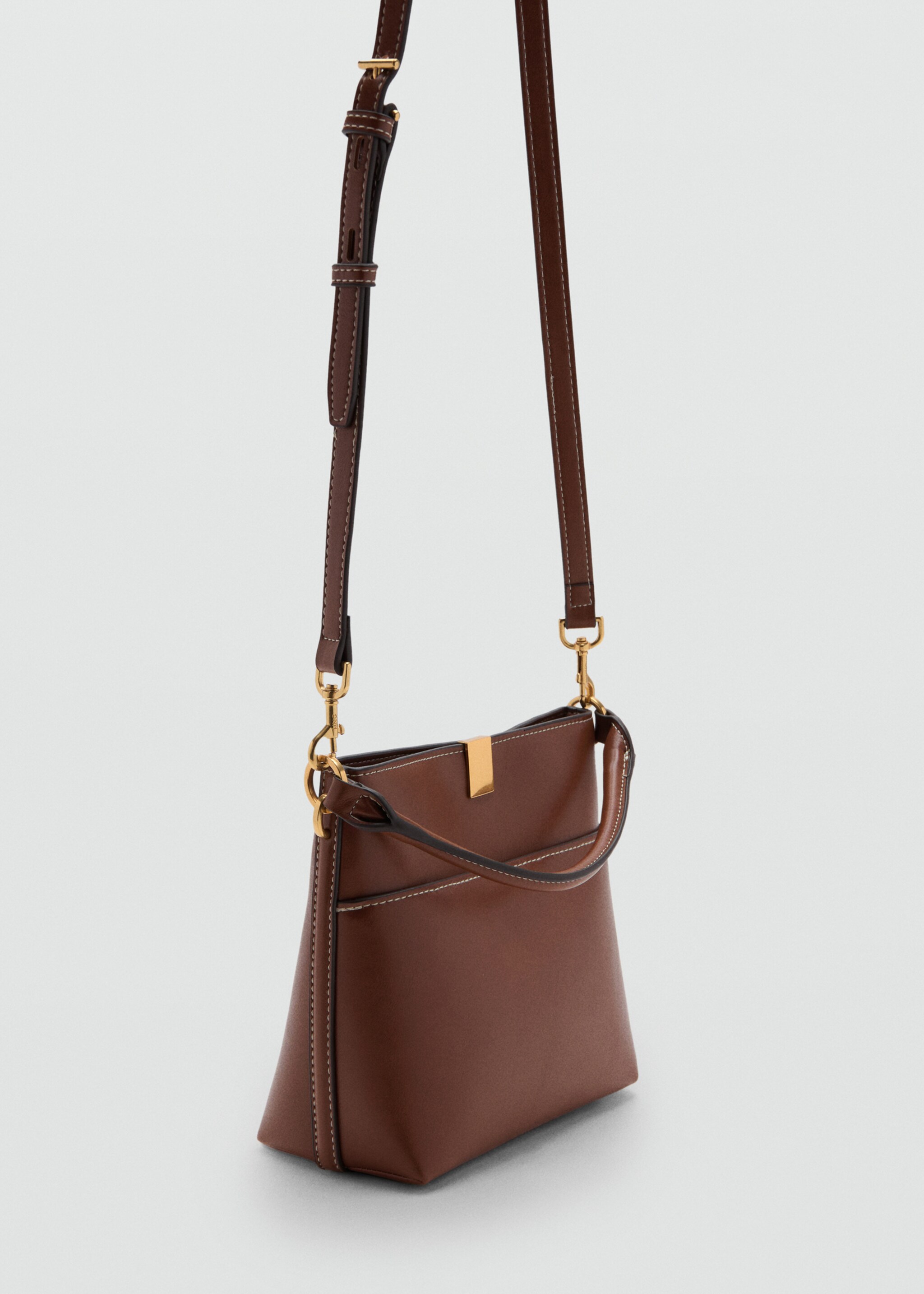 Bucket bag with metal detail - Medium plane, Leather. Ref: 17004449-00.