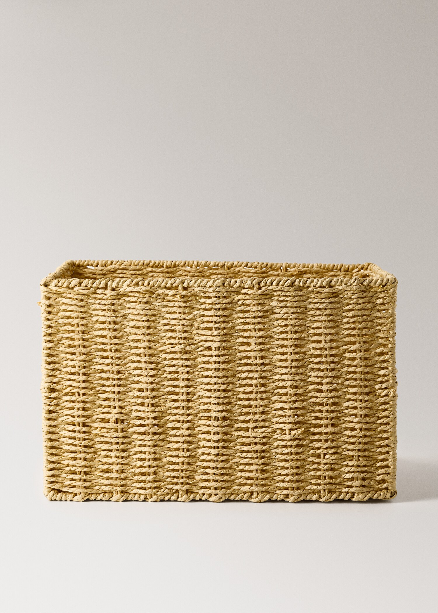 Large coloured paper basket - Article without model