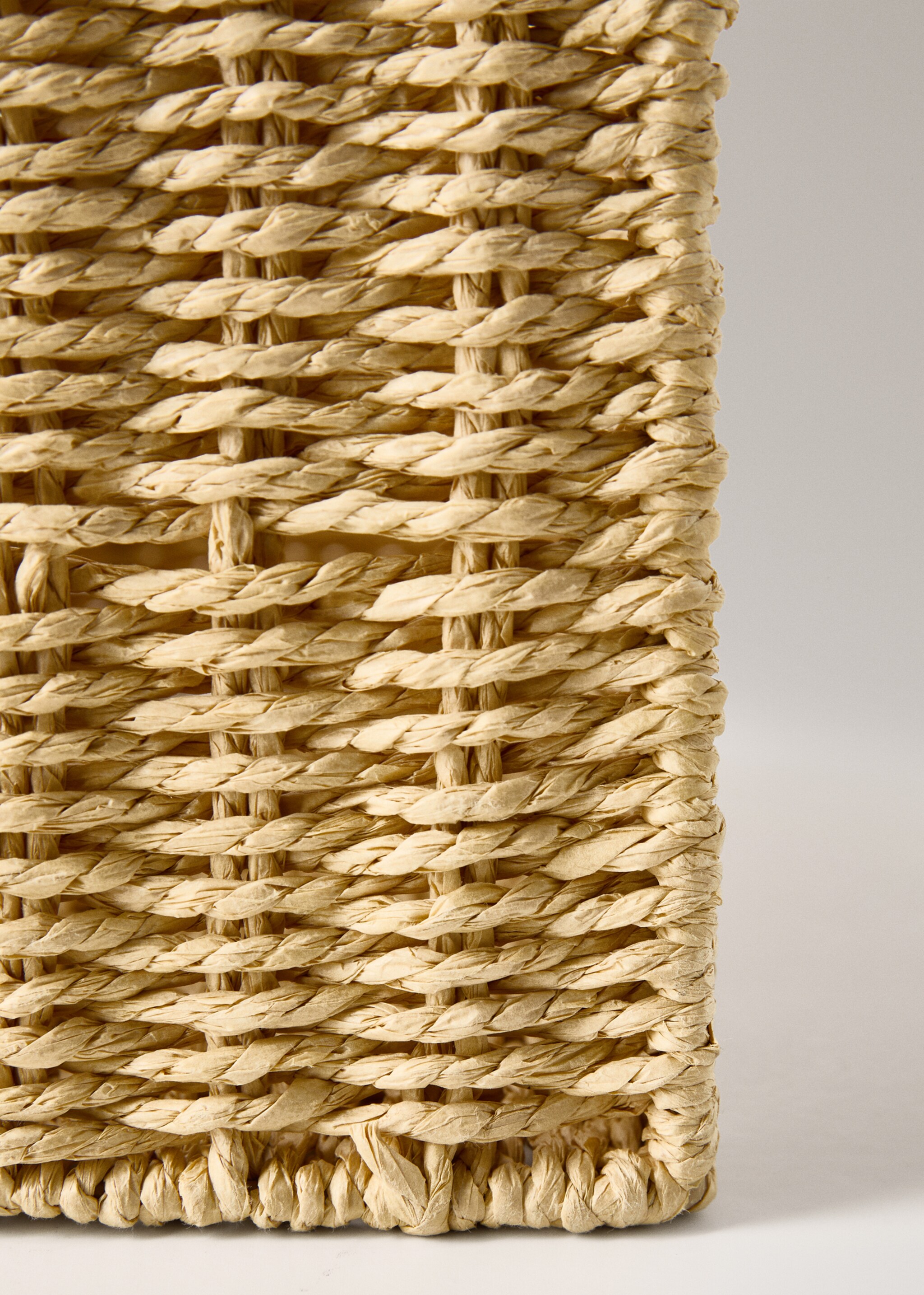 Large coloured paper basket - Details of the article 3, Caramel. Ref: 17004793-00.