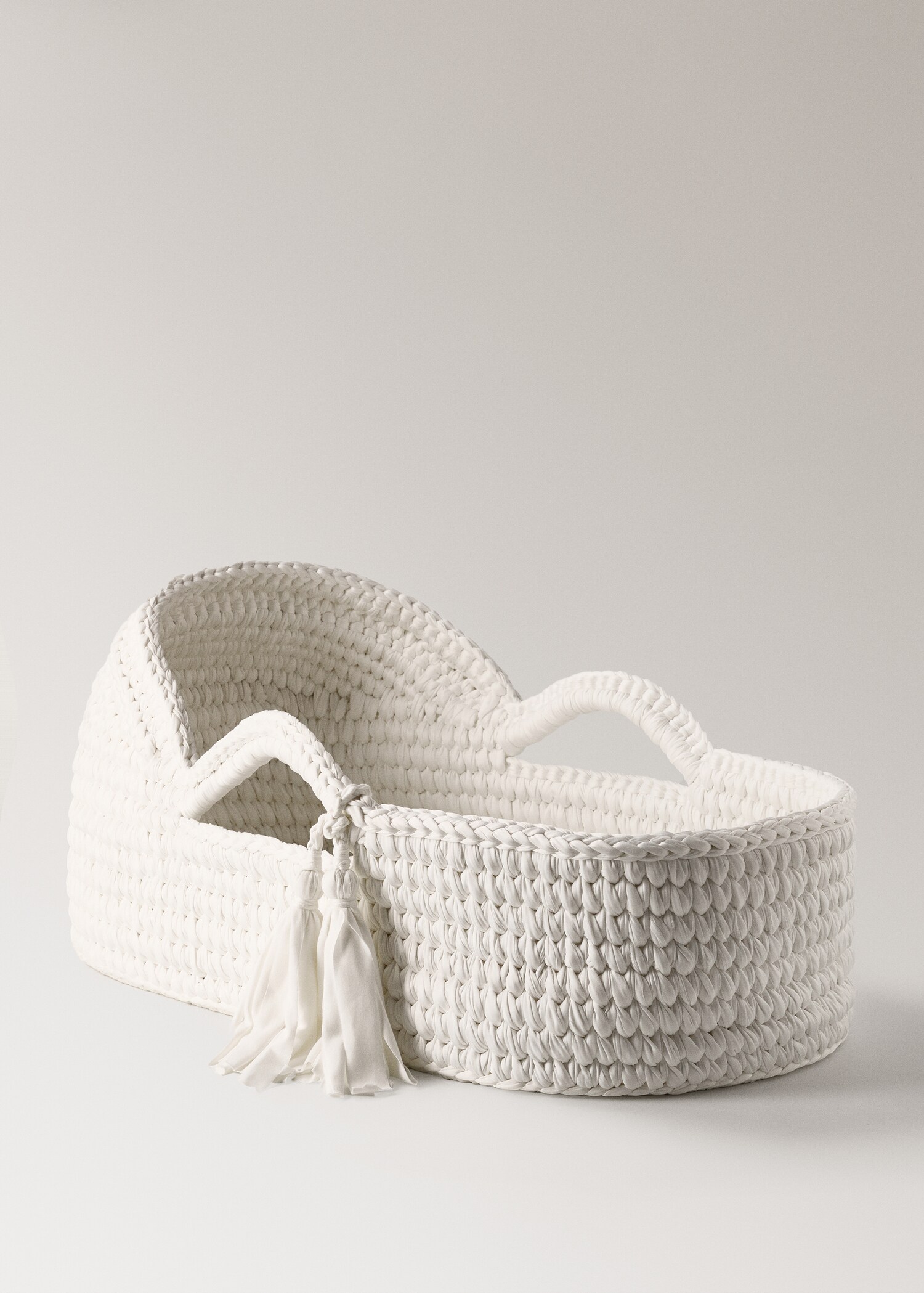 Crochet baby Moses basket - Details of the article 1