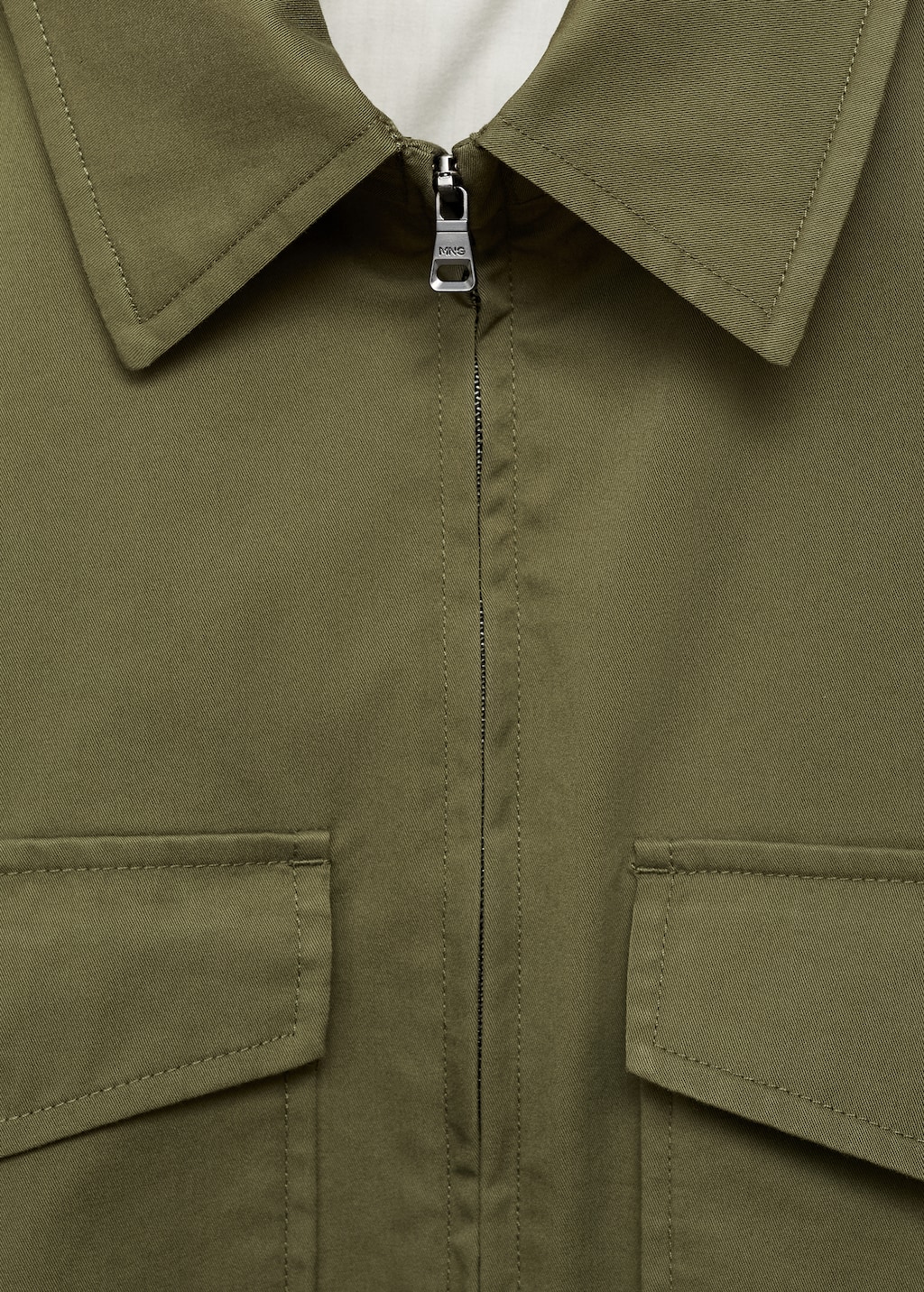 Cotton jacket with pockets