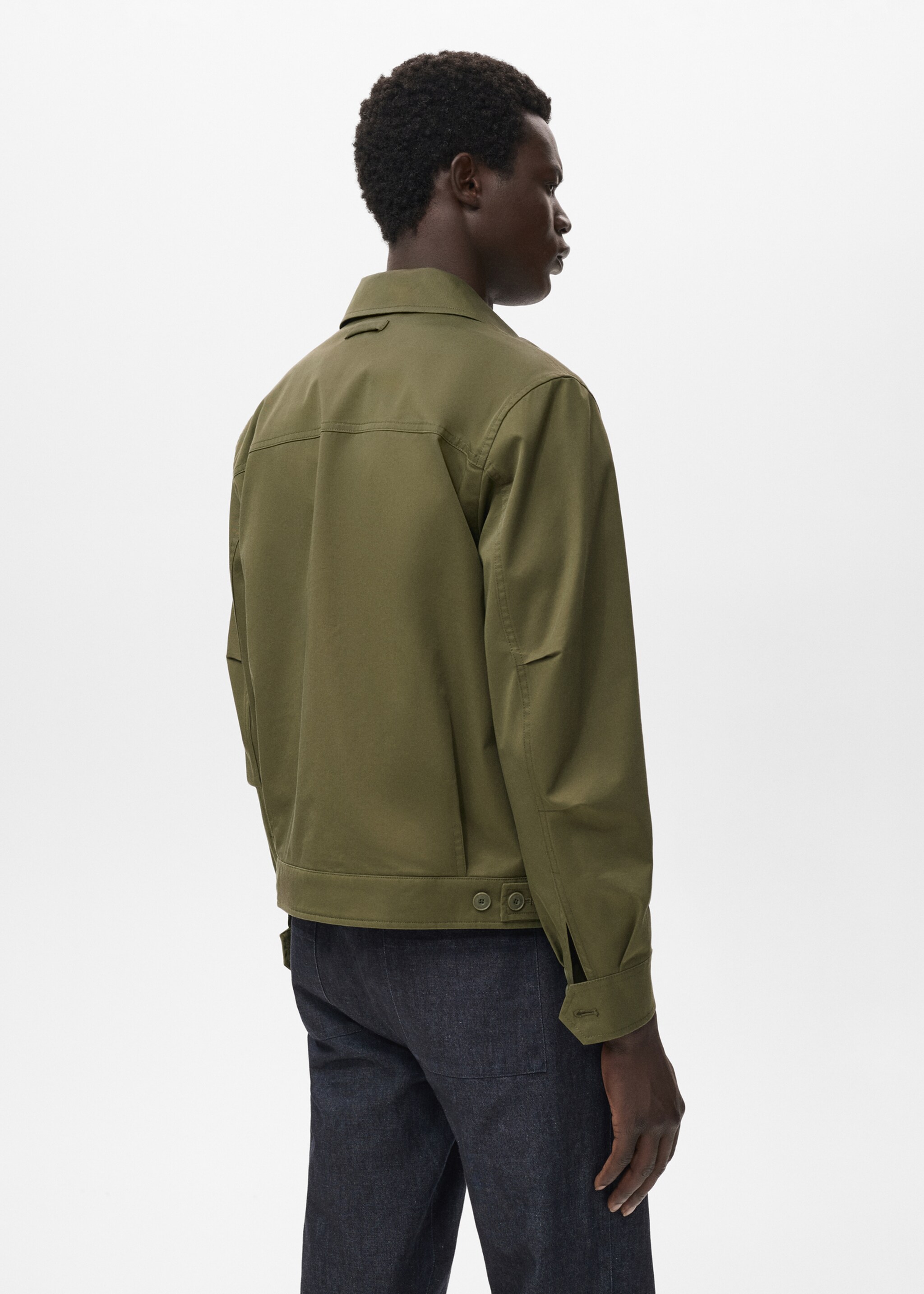 Cotton jacket with pockets - Reverse of the article, Olive Green. Ref: 17005142-00.