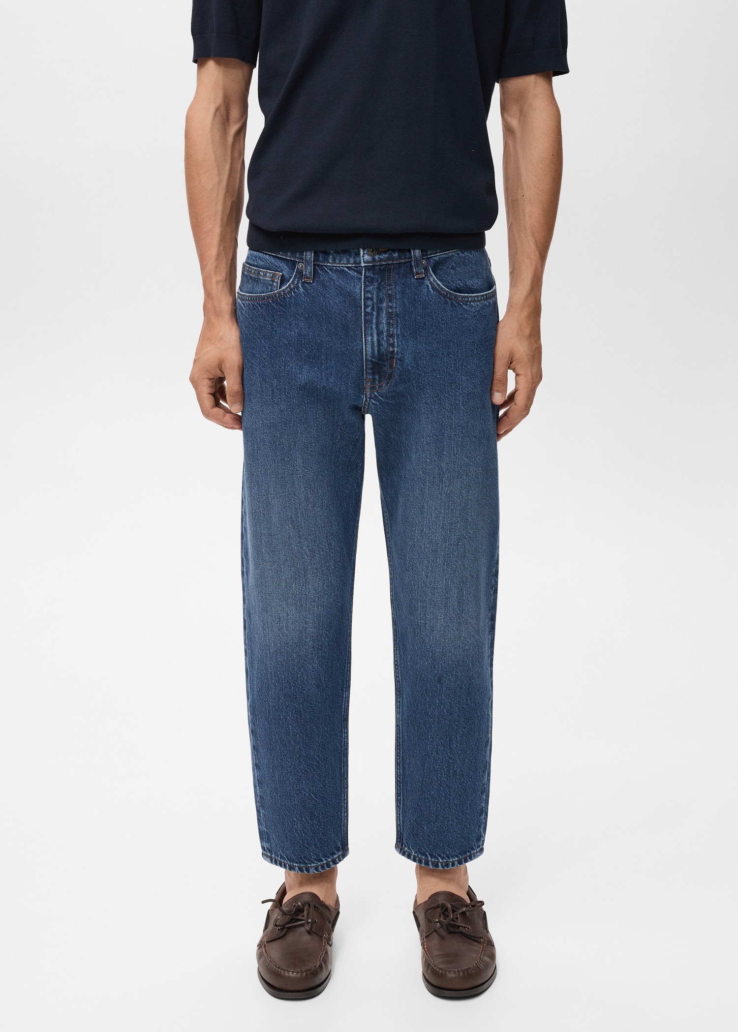 Jeans Sammy cropped carrot fit Hombre MANGO España (Península