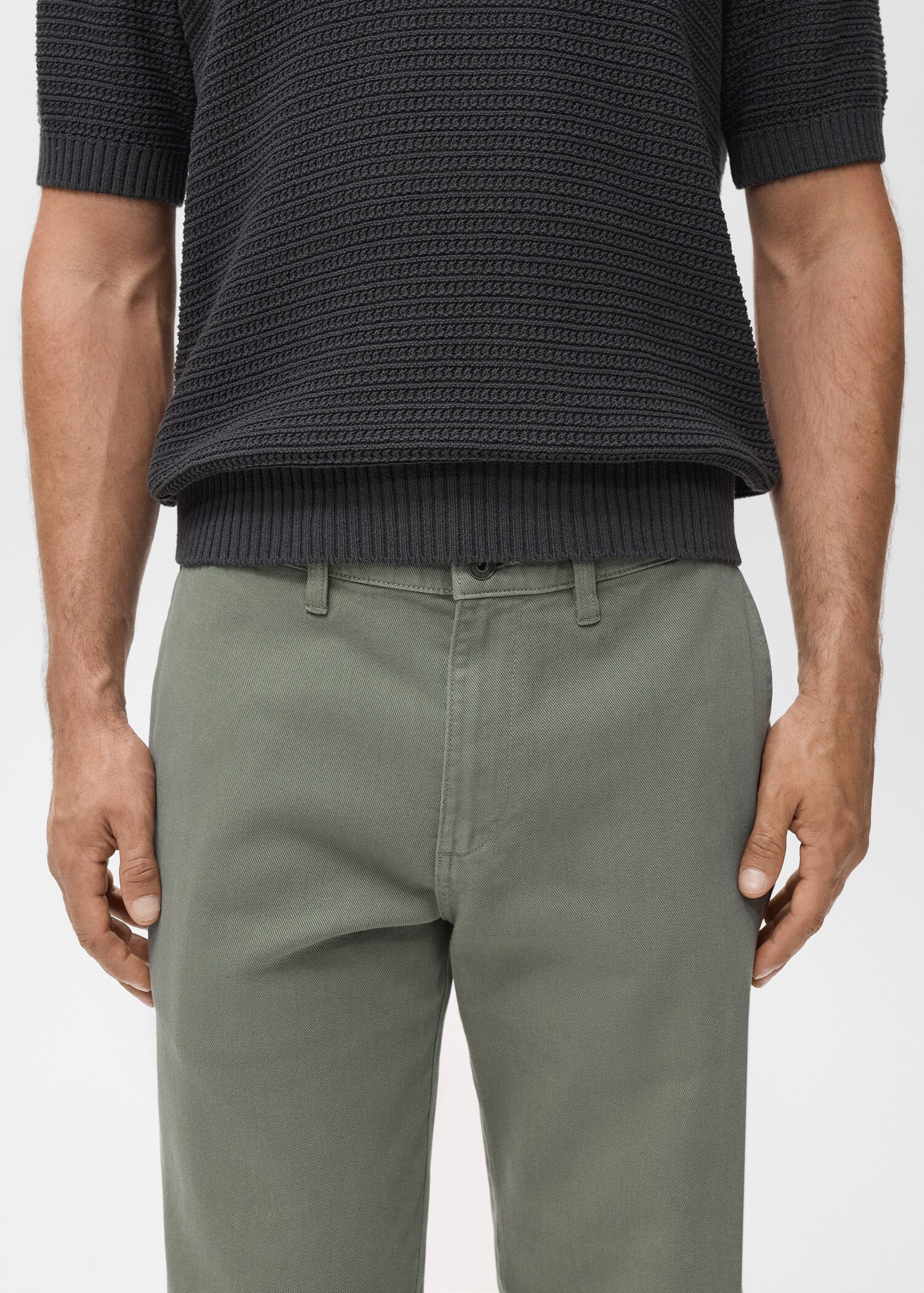 Jeans chet - Details of the article 1