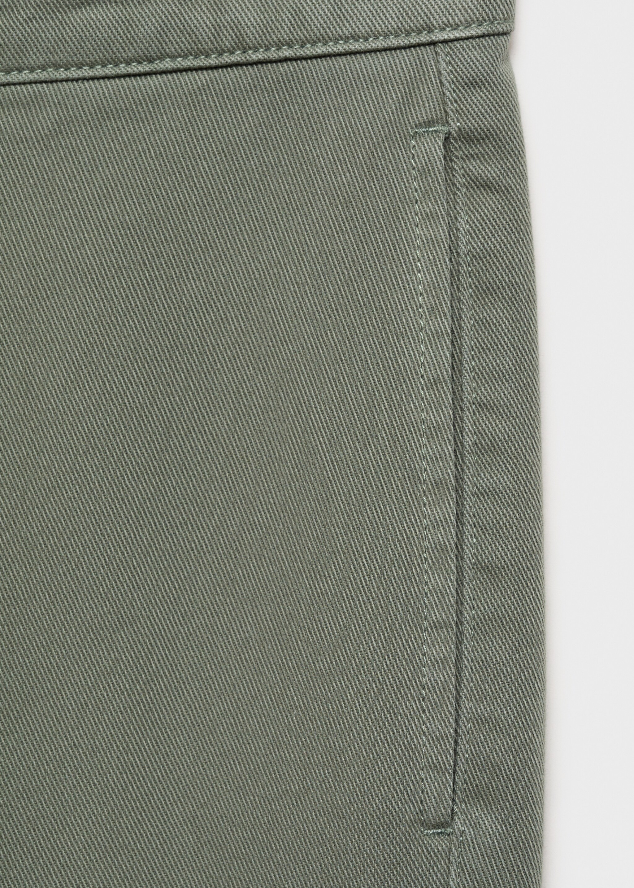 Jeans chet - Details of the article 8, Medium Green. Ref: 17005151-00.