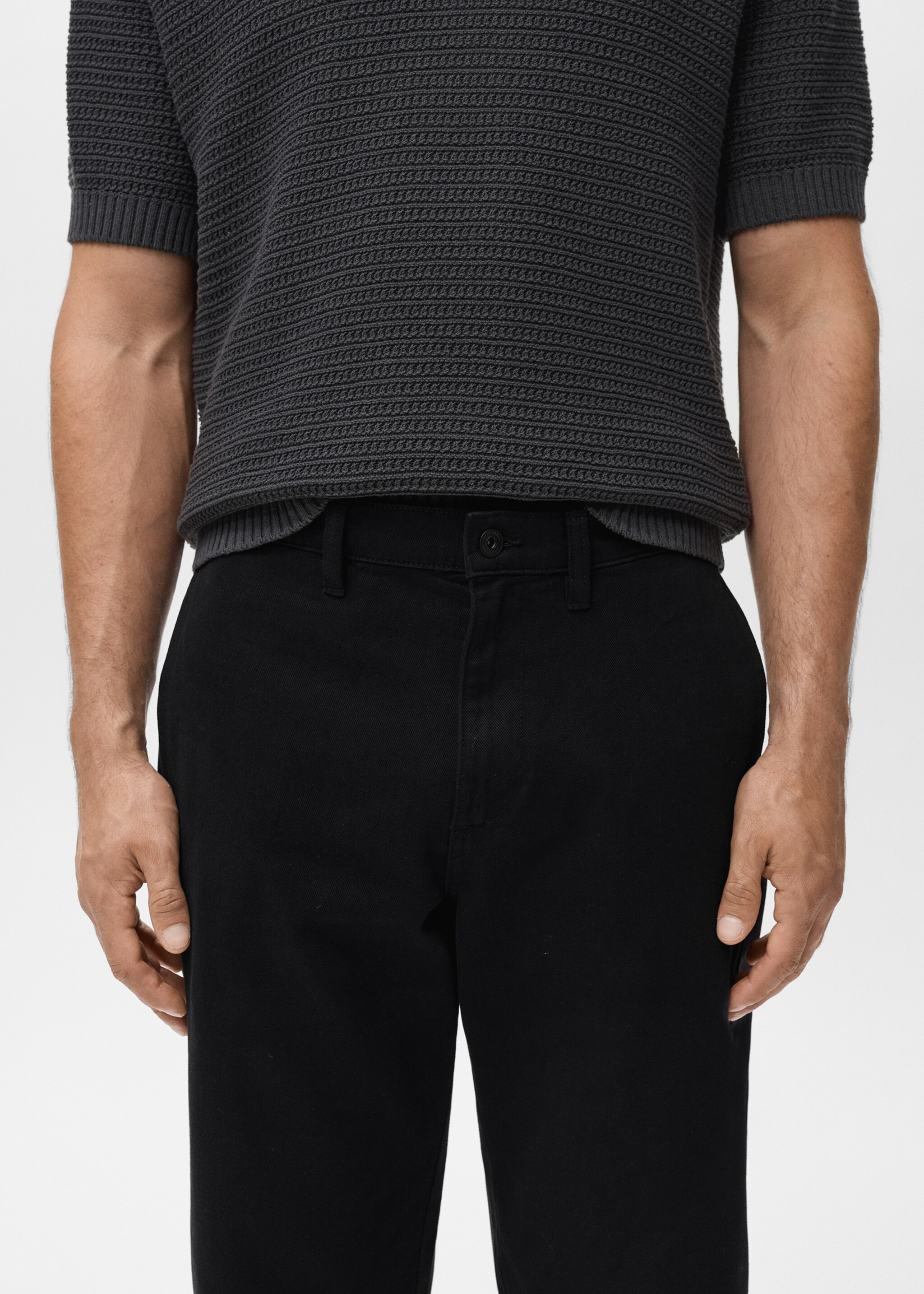 Jeans chet - Details of the article 1, Navy. Ref: 17005151-00.