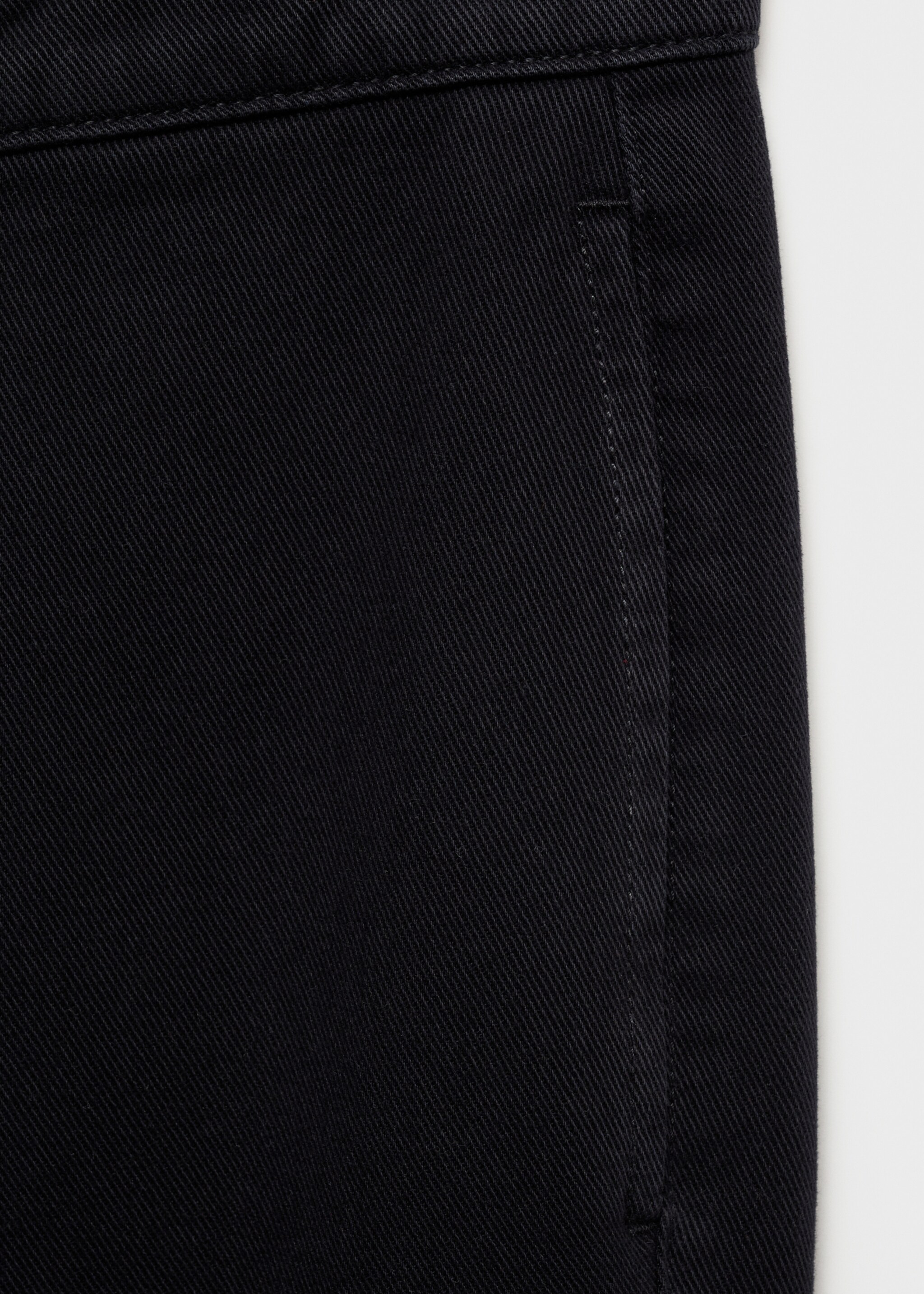 Jeans chet - Details of the article 8, Navy. Ref: 17005151-00.