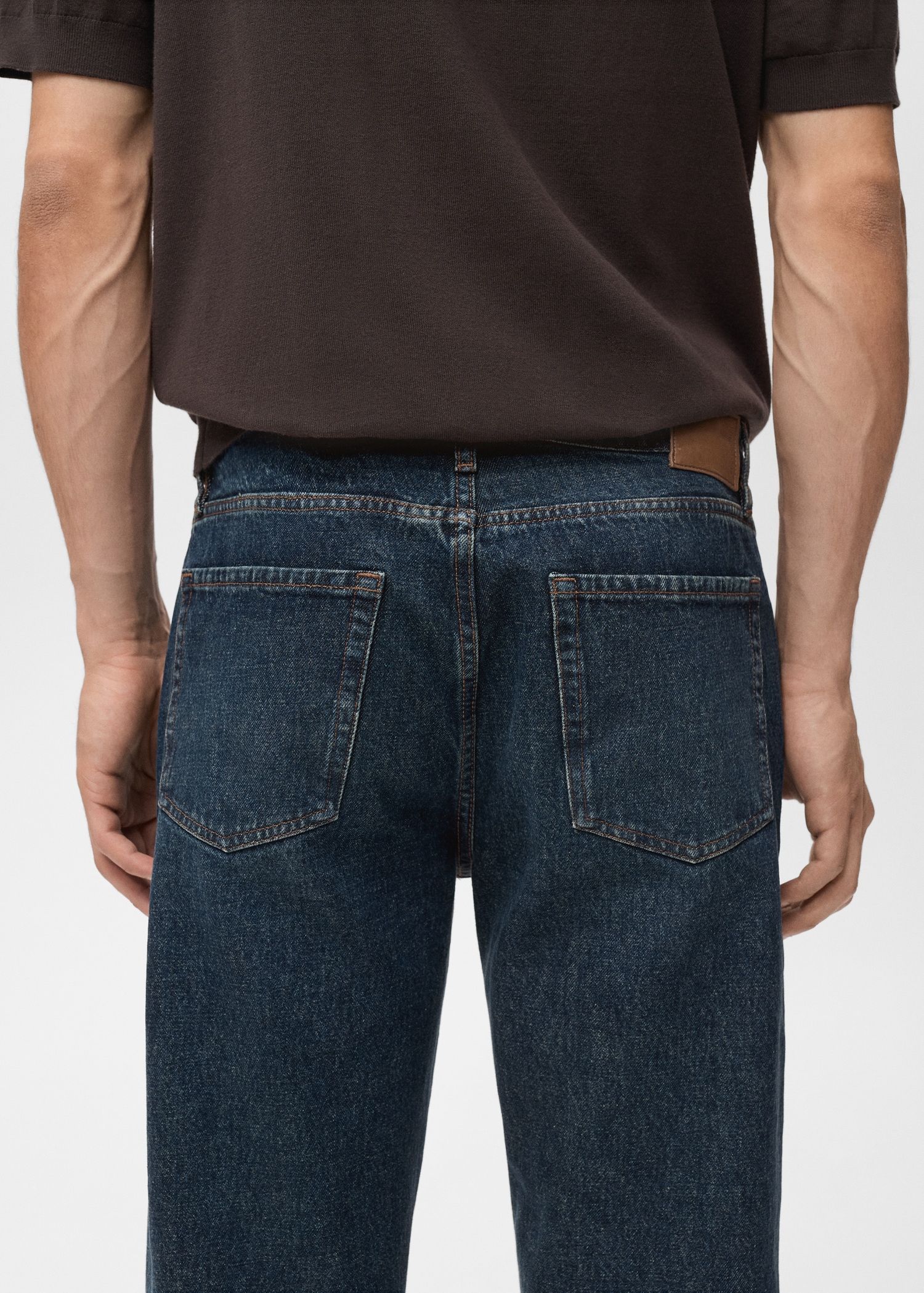 Moby straight-fit dark-wash jeans - Details of the article 6