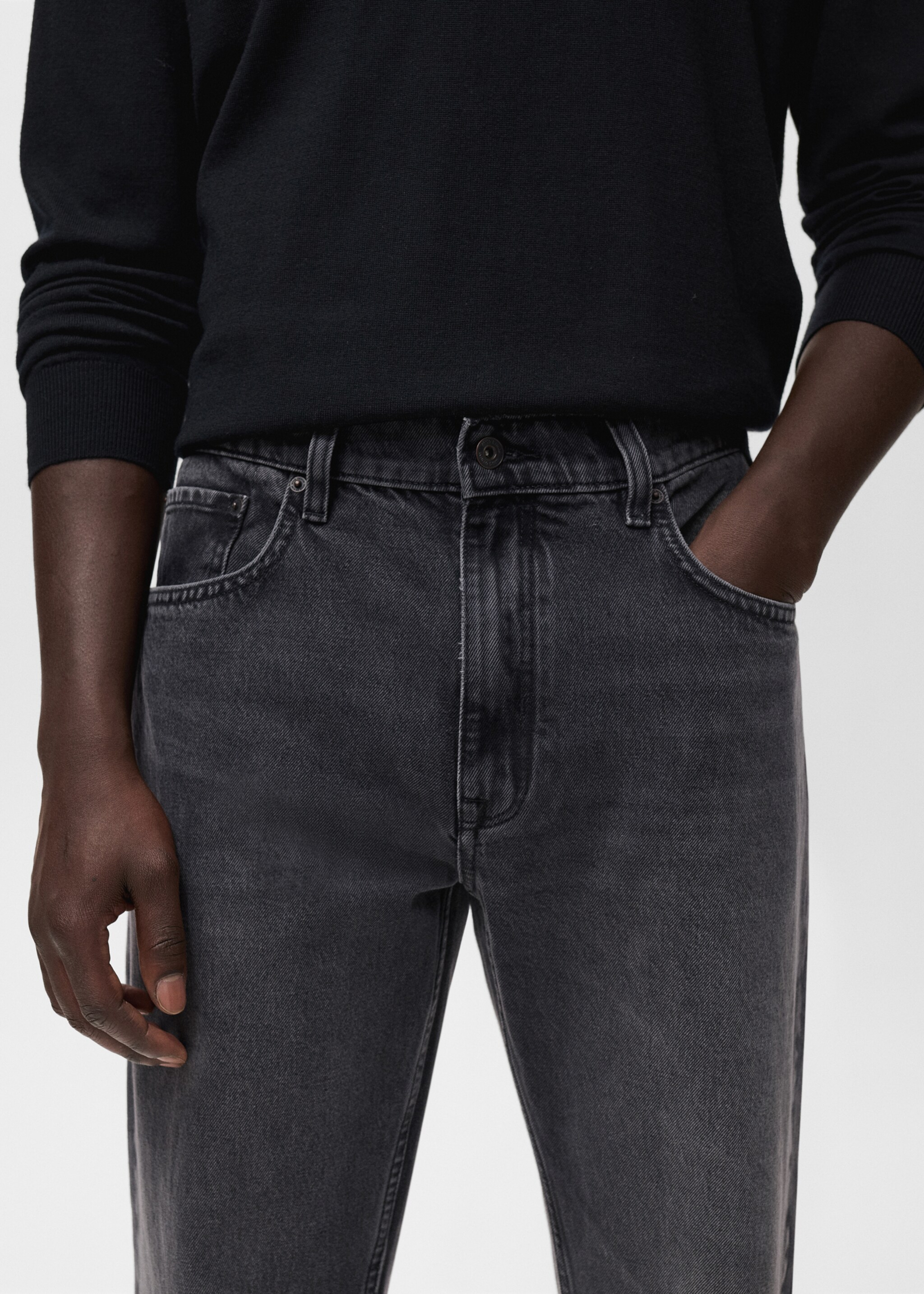 Jean Moby straight-fit délavé foncé - Détail de l'article 1, Gris. Ref: 17005153-00.