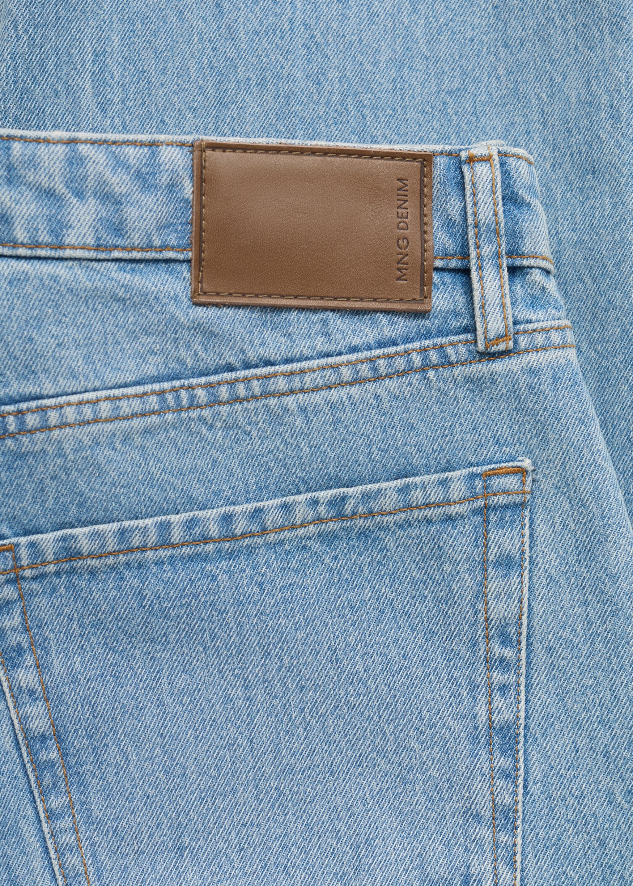 Moby straight-fit light-wash jeans - Details of the article 0, Medium Vintage Blue. Ref: 17005154-00.