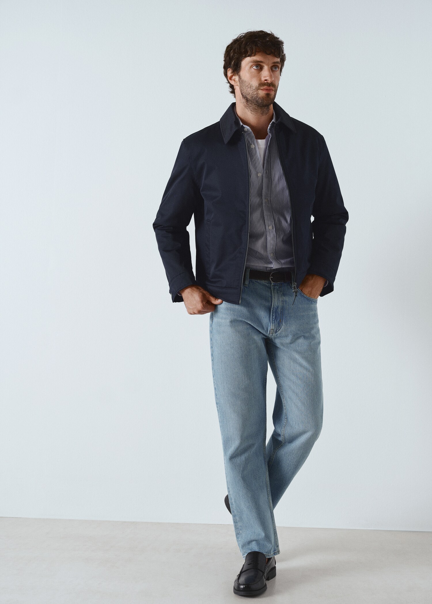 Jeans Moby straight fit lavado claro - Detalle del artículo 5