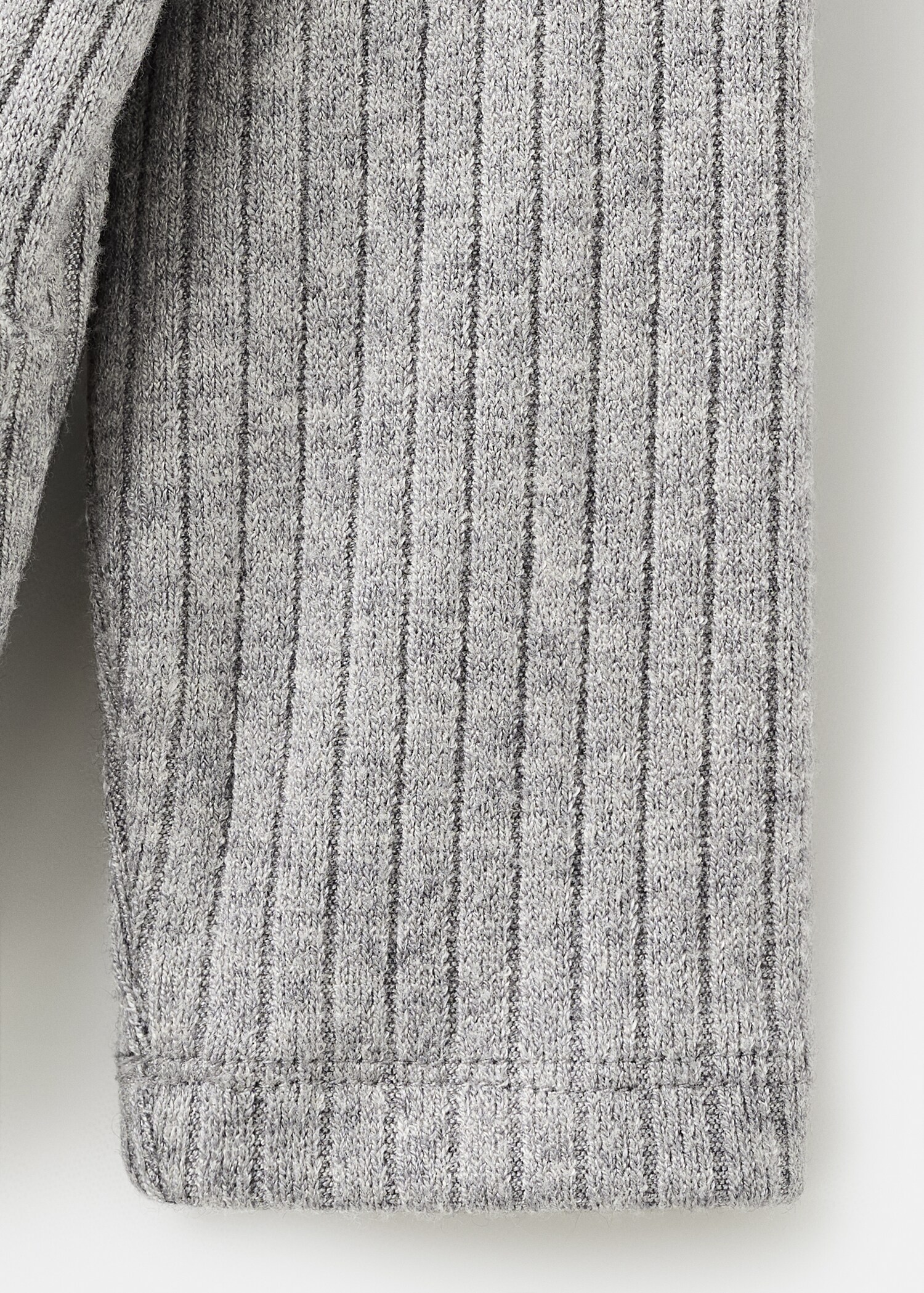 Ribbed ruffle T-shirt - تفاصيل المنتج 0