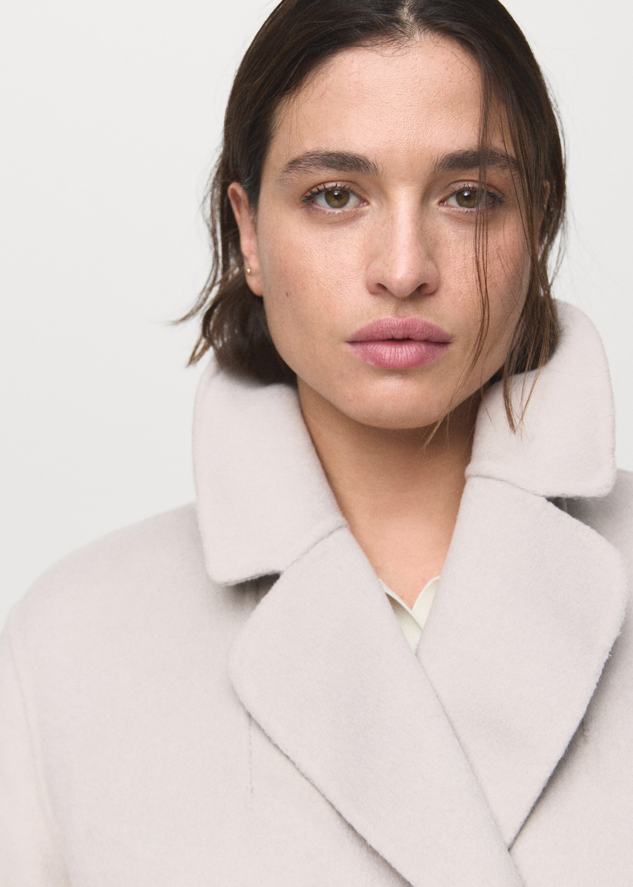 Wool coat with handmade belt - Details of the article 4, Ice Grey. Ref: 17005794-00.