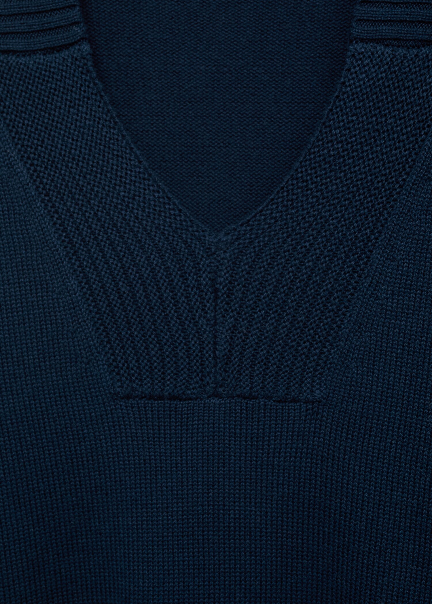 Jersey punto cuello pico - Detalle del artículo 8