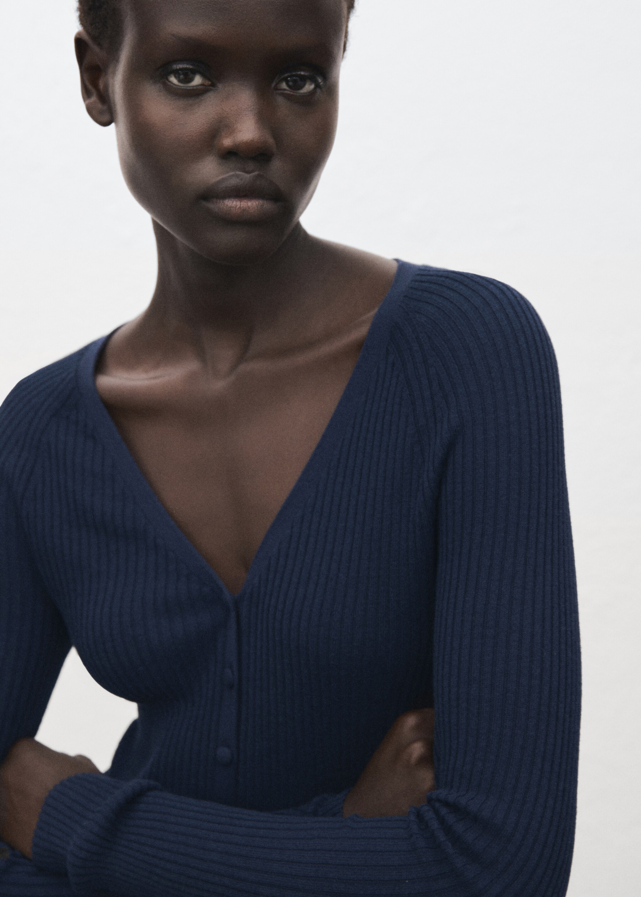 V-neck ribbed knit sweater - Details of the article 1, Dark Navy. Ref: 17005810-00.