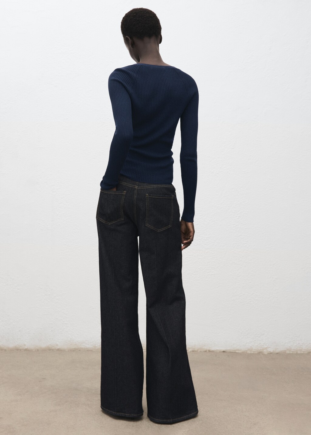 V-neck ribbed knit sweater