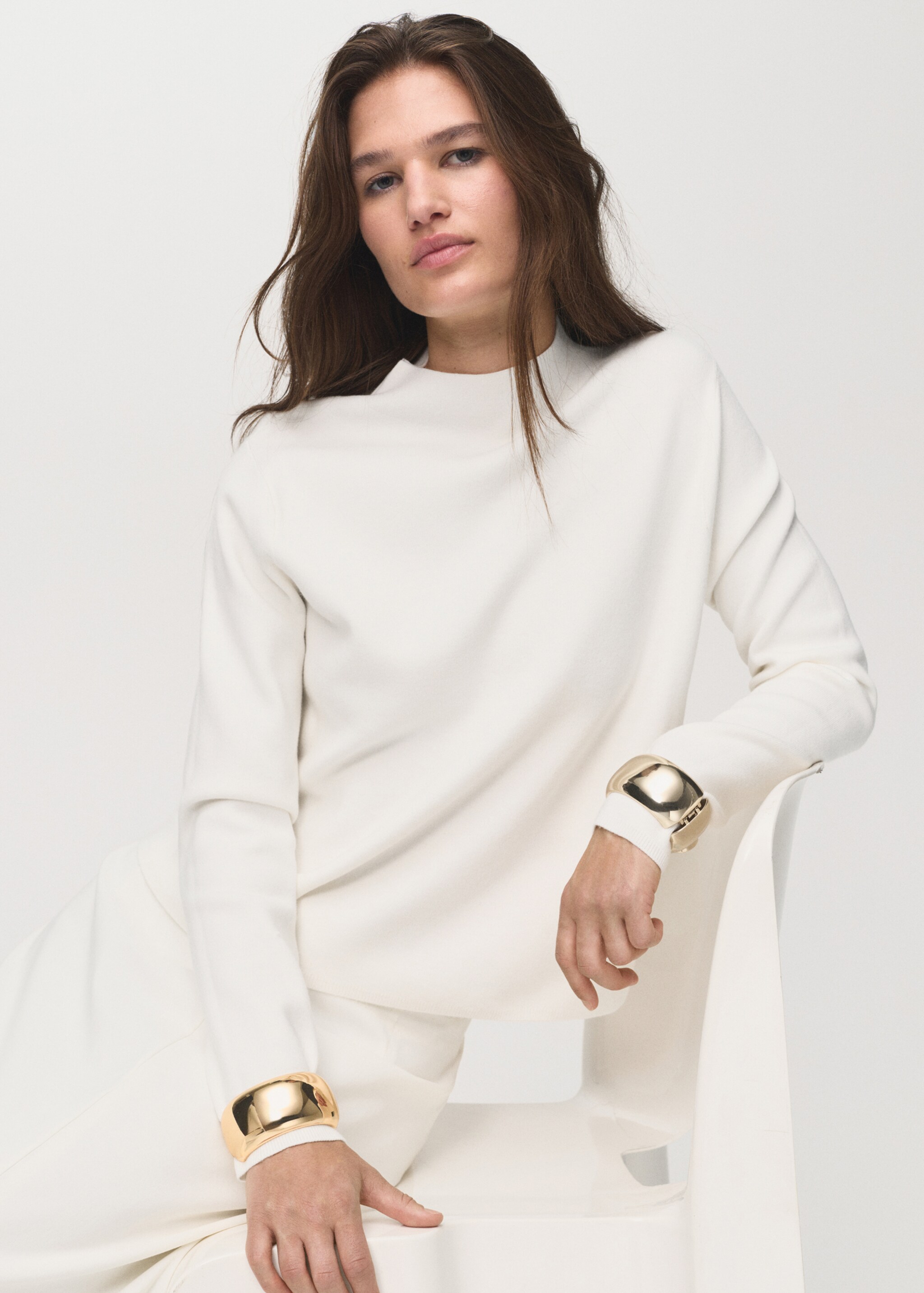 Knitted sweater with perkins neck - Details of the article 2, Ecru. Ref: 17005811-00.
