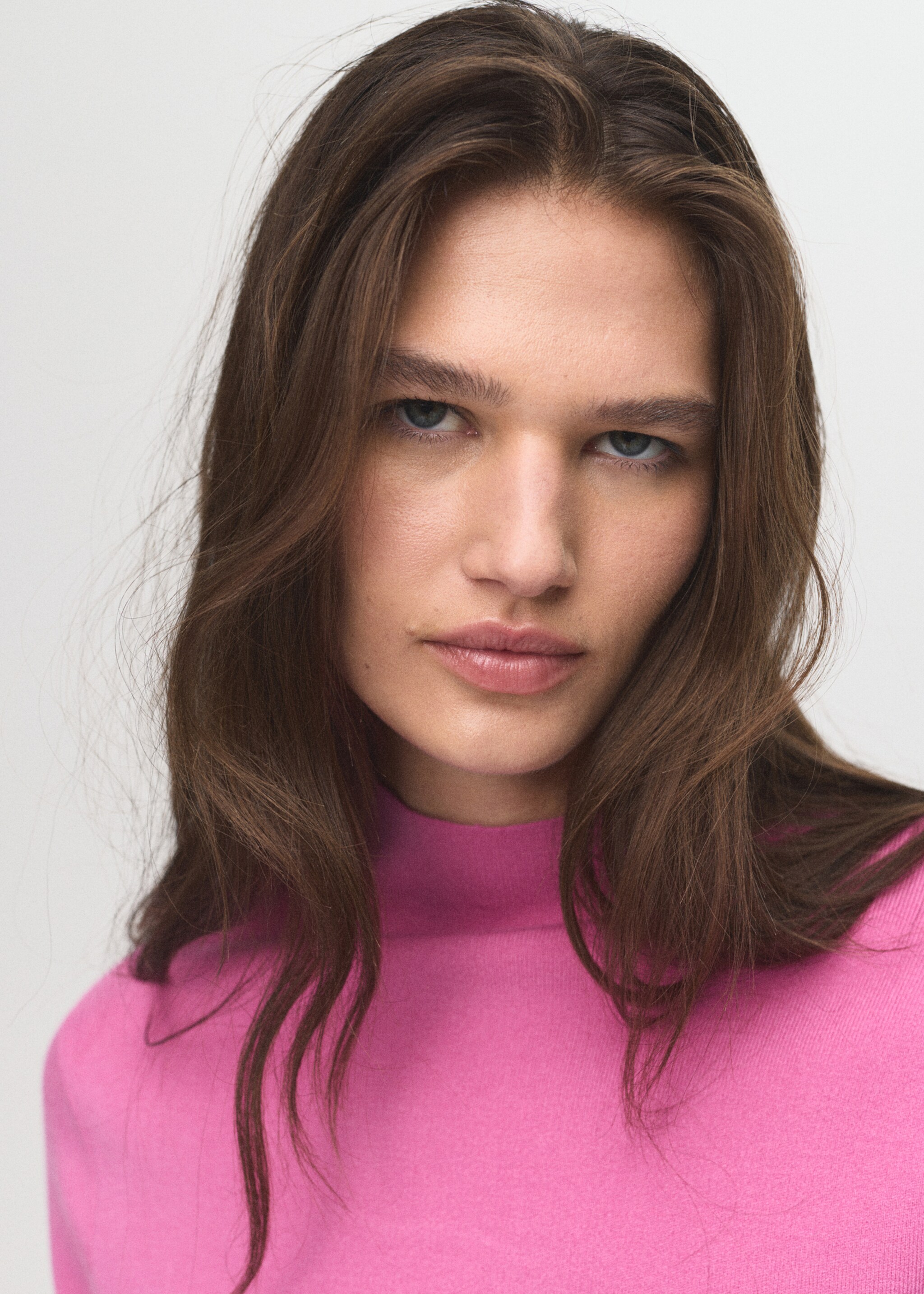 Knitted sweater with perkins neck - Details of the article 1, Fuchsia. Ref: 17005811-00.