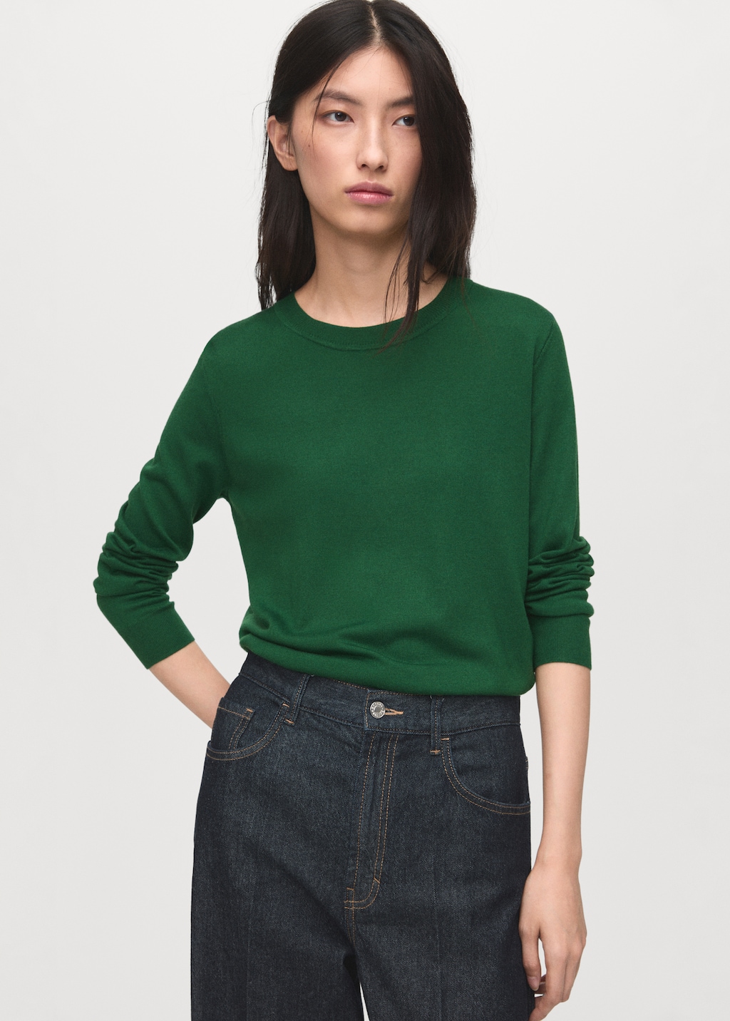 Fine-knit crew-neck sweater