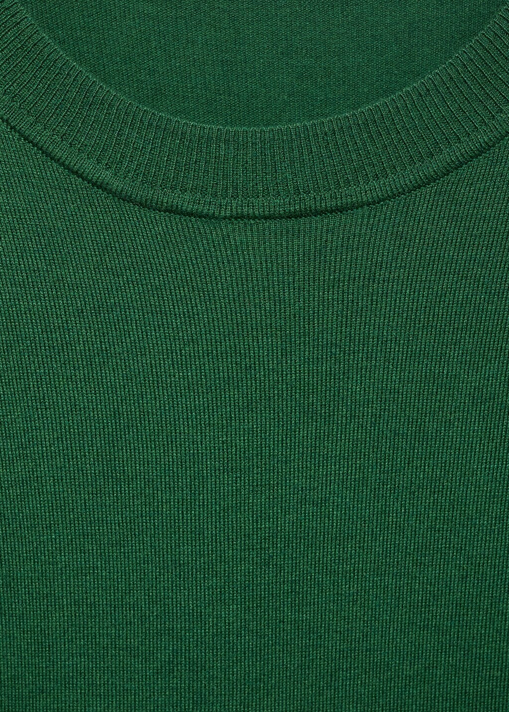 Fine-knit crew-neck sweater